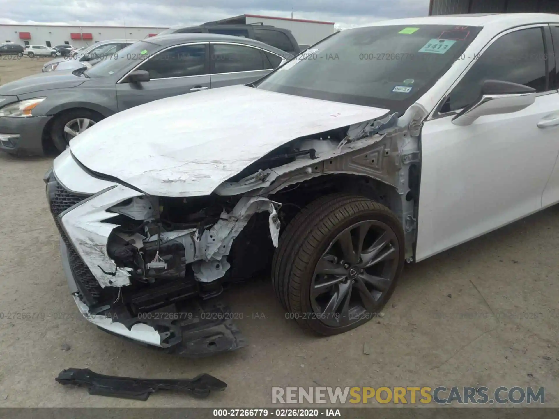 6 Photograph of a damaged car 58ABZ1B18KU018823 LEXUS ES 2019