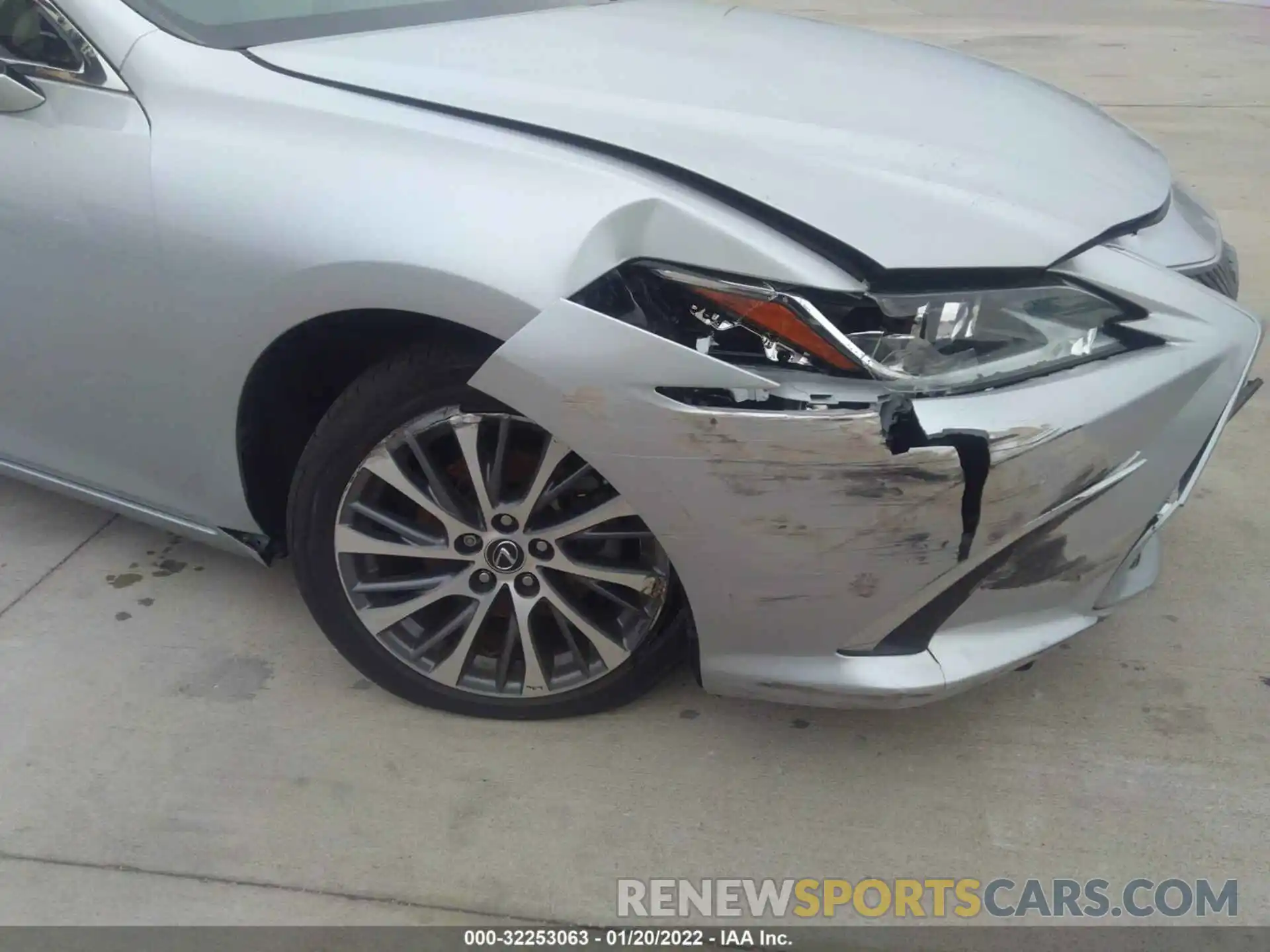 6 Photograph of a damaged car 58ABZ1B18KU019177 LEXUS ES 2019