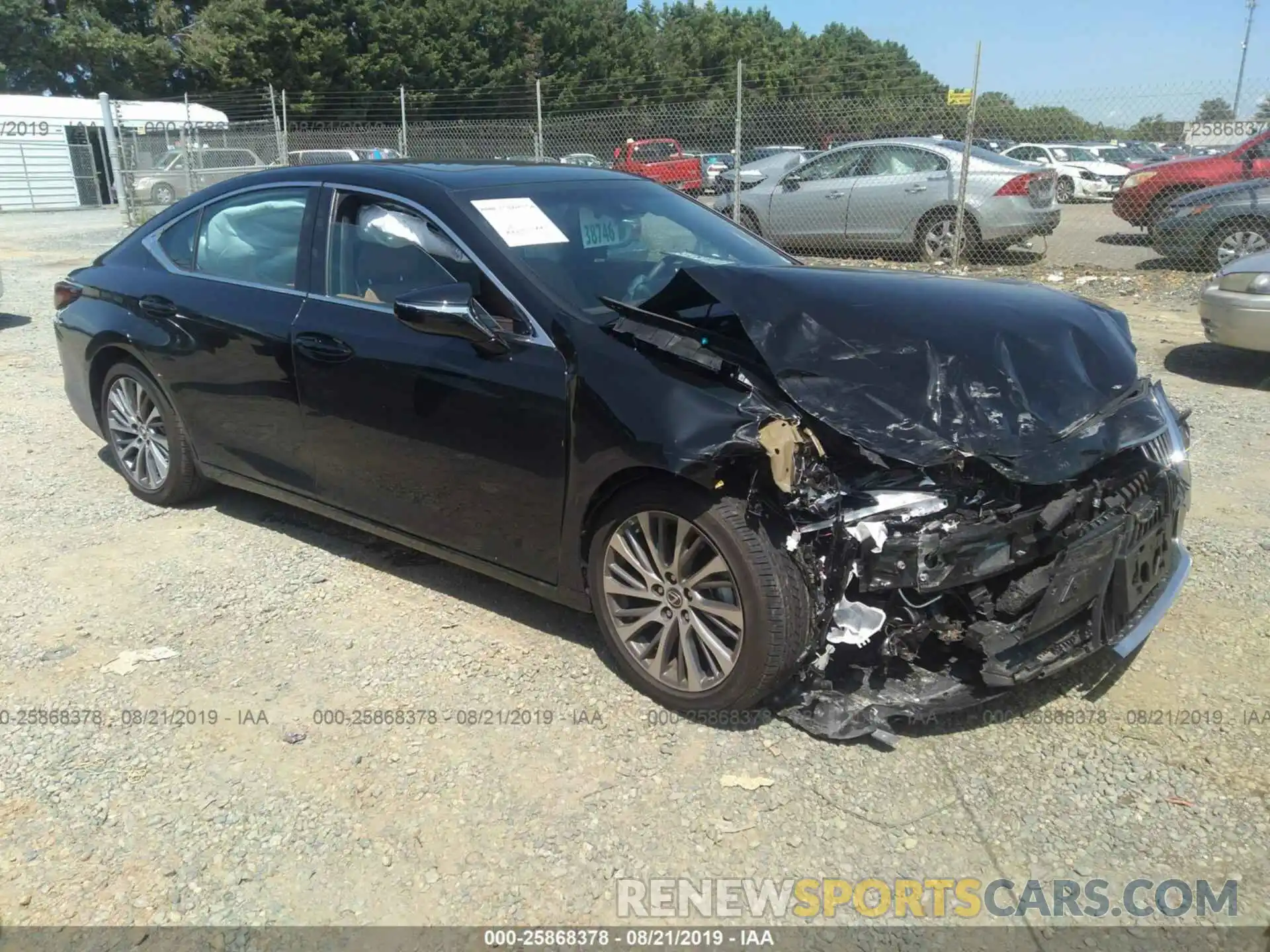 1 Photograph of a damaged car 58ABZ1B18KU023407 LEXUS ES 2019