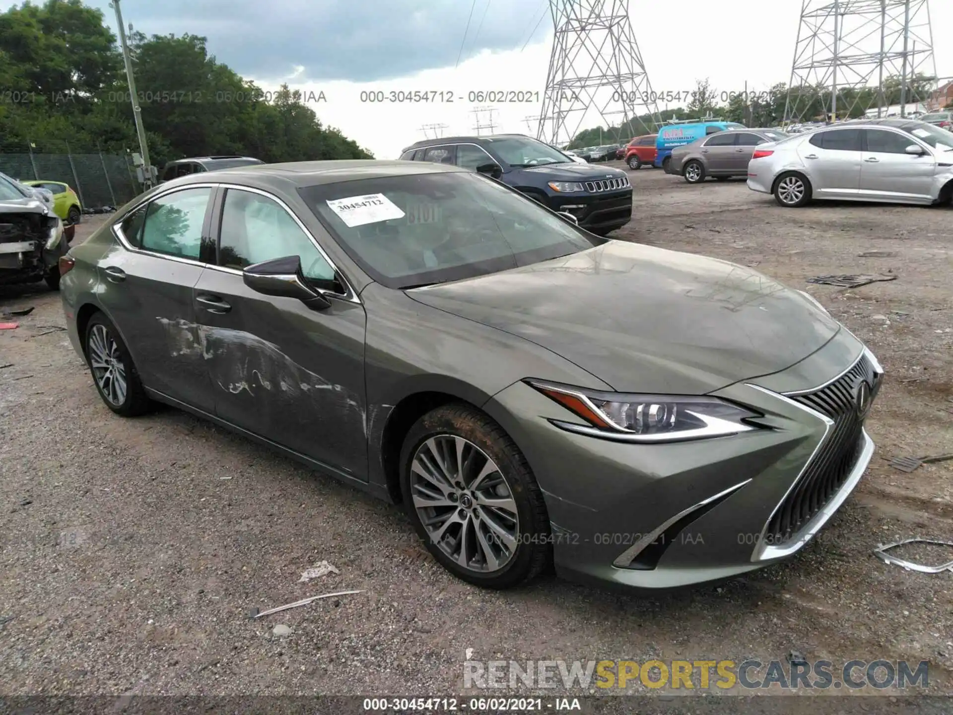 1 Photograph of a damaged car 58ABZ1B18KU045004 LEXUS ES 2019