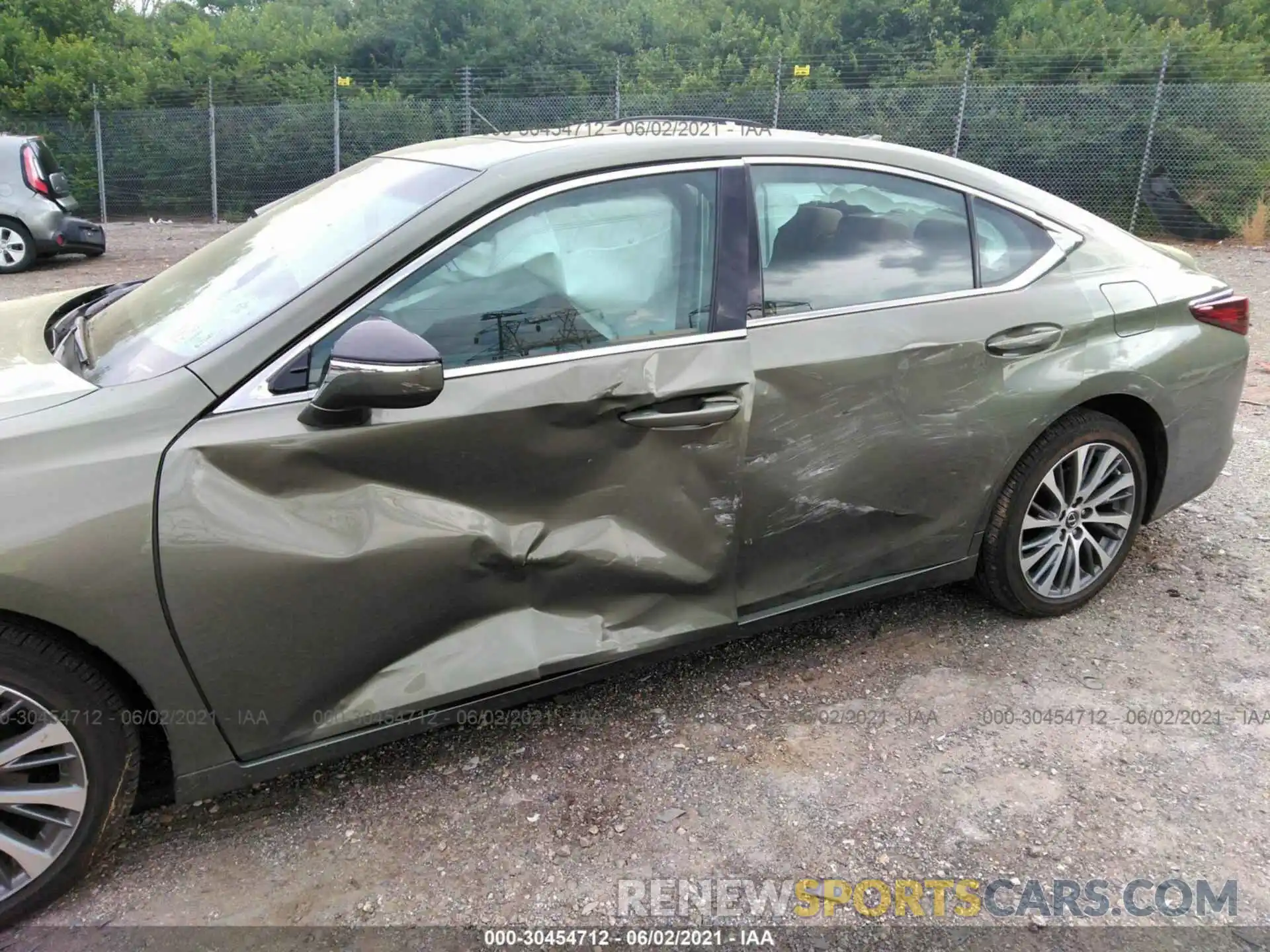 6 Photograph of a damaged car 58ABZ1B18KU045004 LEXUS ES 2019