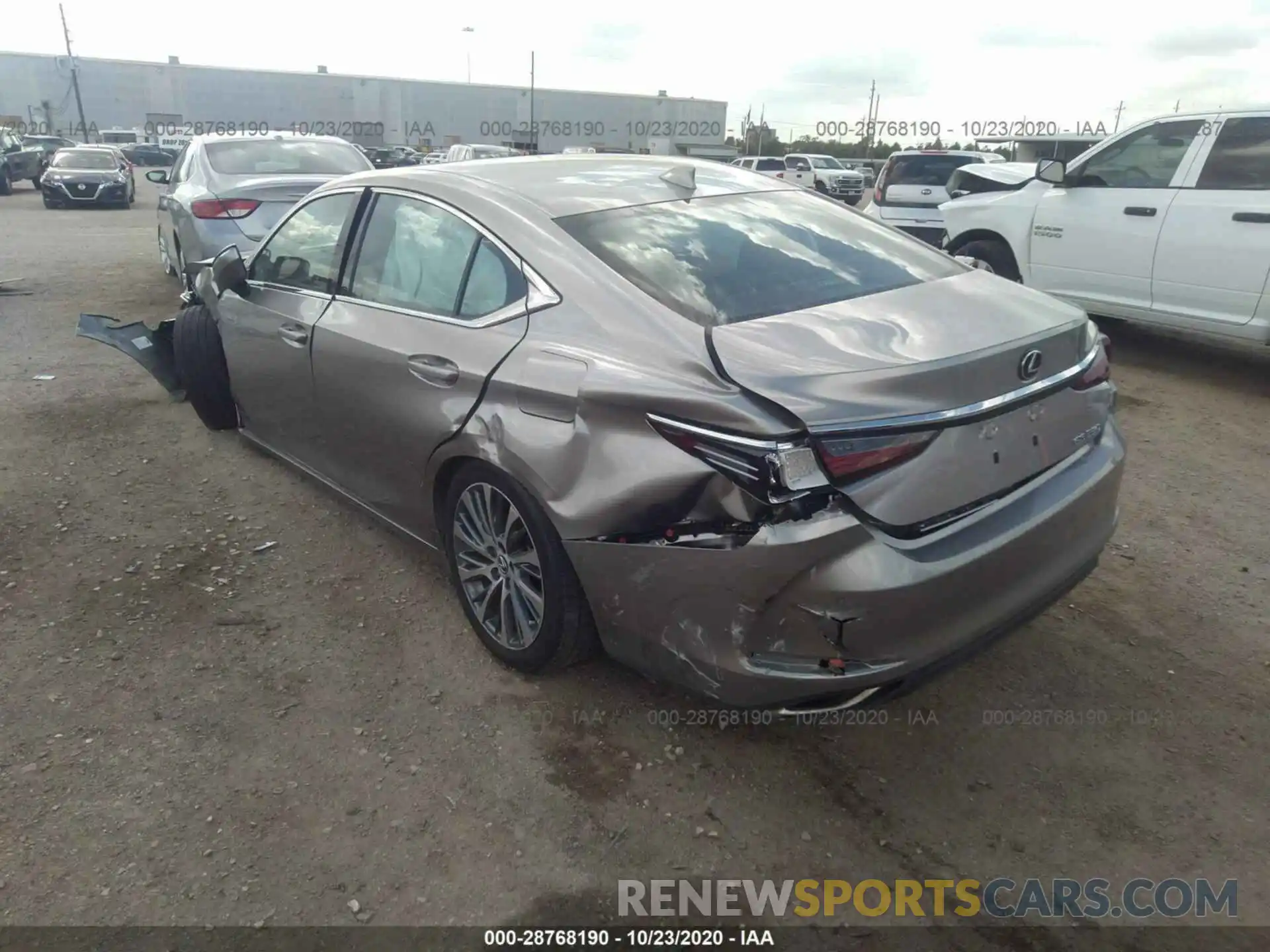 3 Photograph of a damaged car 58ABZ1B19KU005630 LEXUS ES 2019