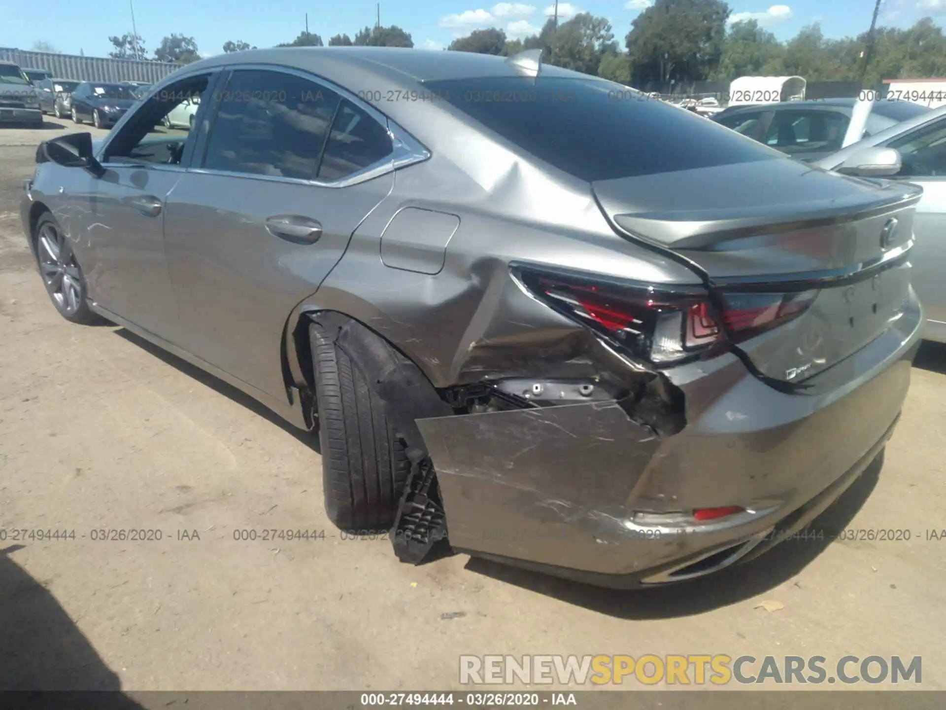 3 Photograph of a damaged car 58ABZ1B19KU011508 LEXUS ES 2019