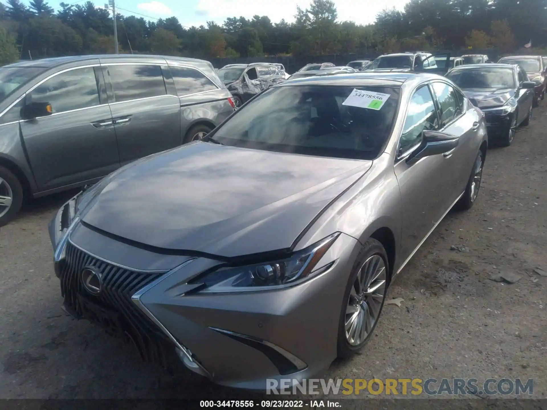 2 Photograph of a damaged car 58ABZ1B19KU016045 LEXUS ES 2019