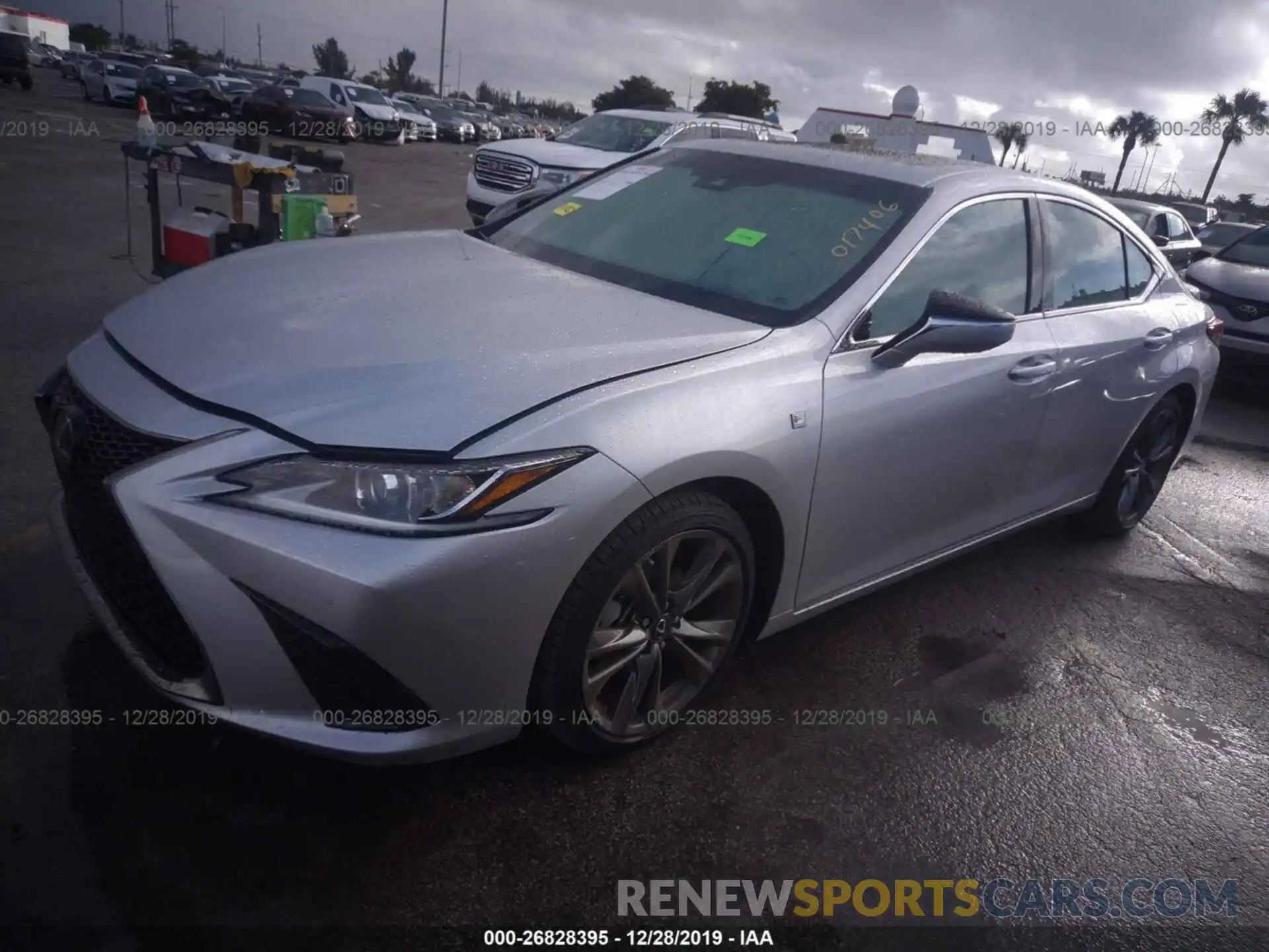 2 Photograph of a damaged car 58ABZ1B19KU017406 LEXUS ES 2019