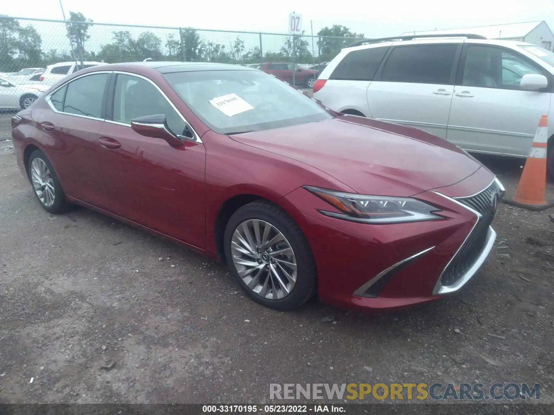 1 Photograph of a damaged car 58ABZ1B19KU023934 LEXUS ES 2019