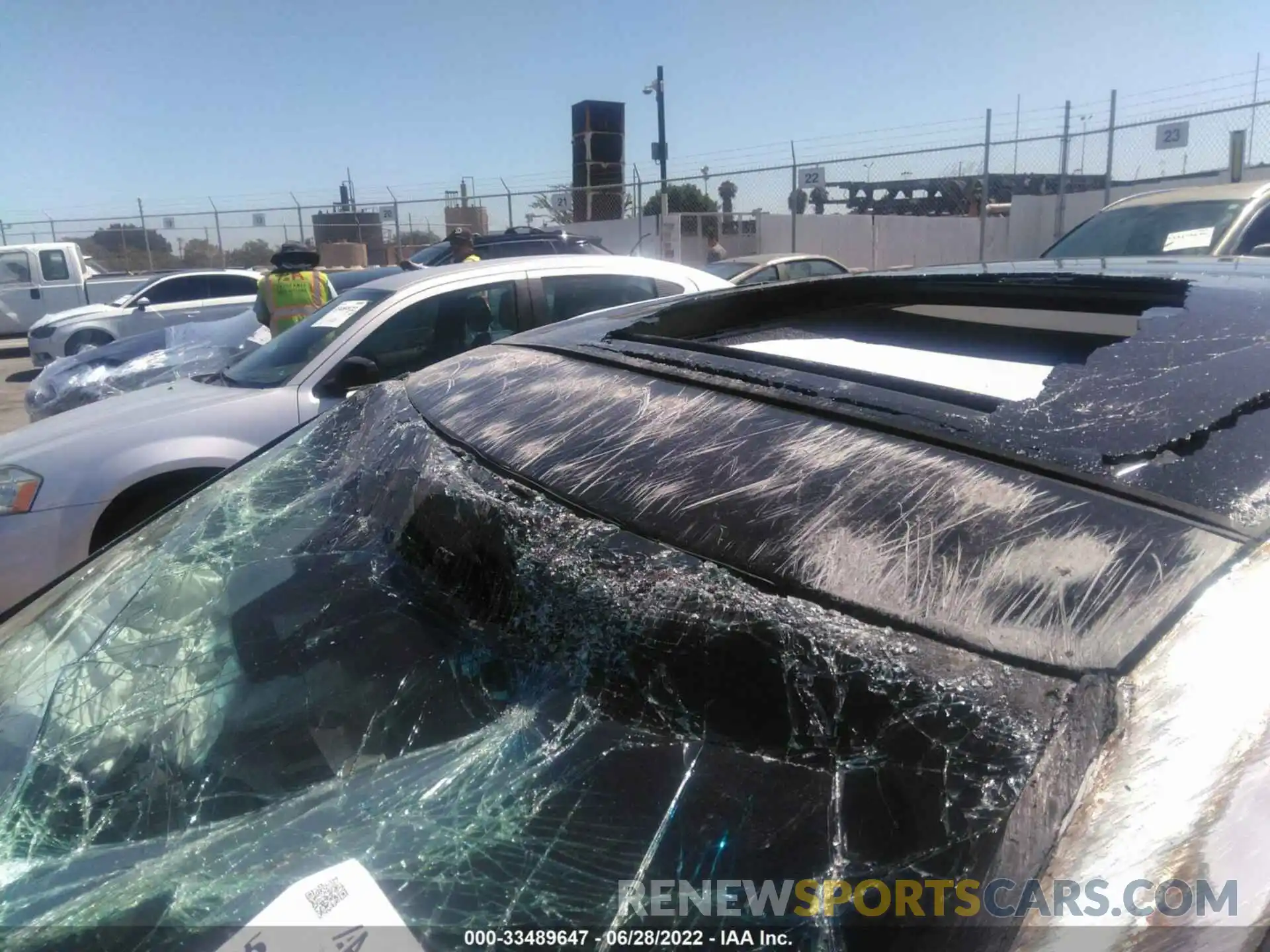 6 Photograph of a damaged car 58ABZ1B19KU033833 LEXUS ES 2019