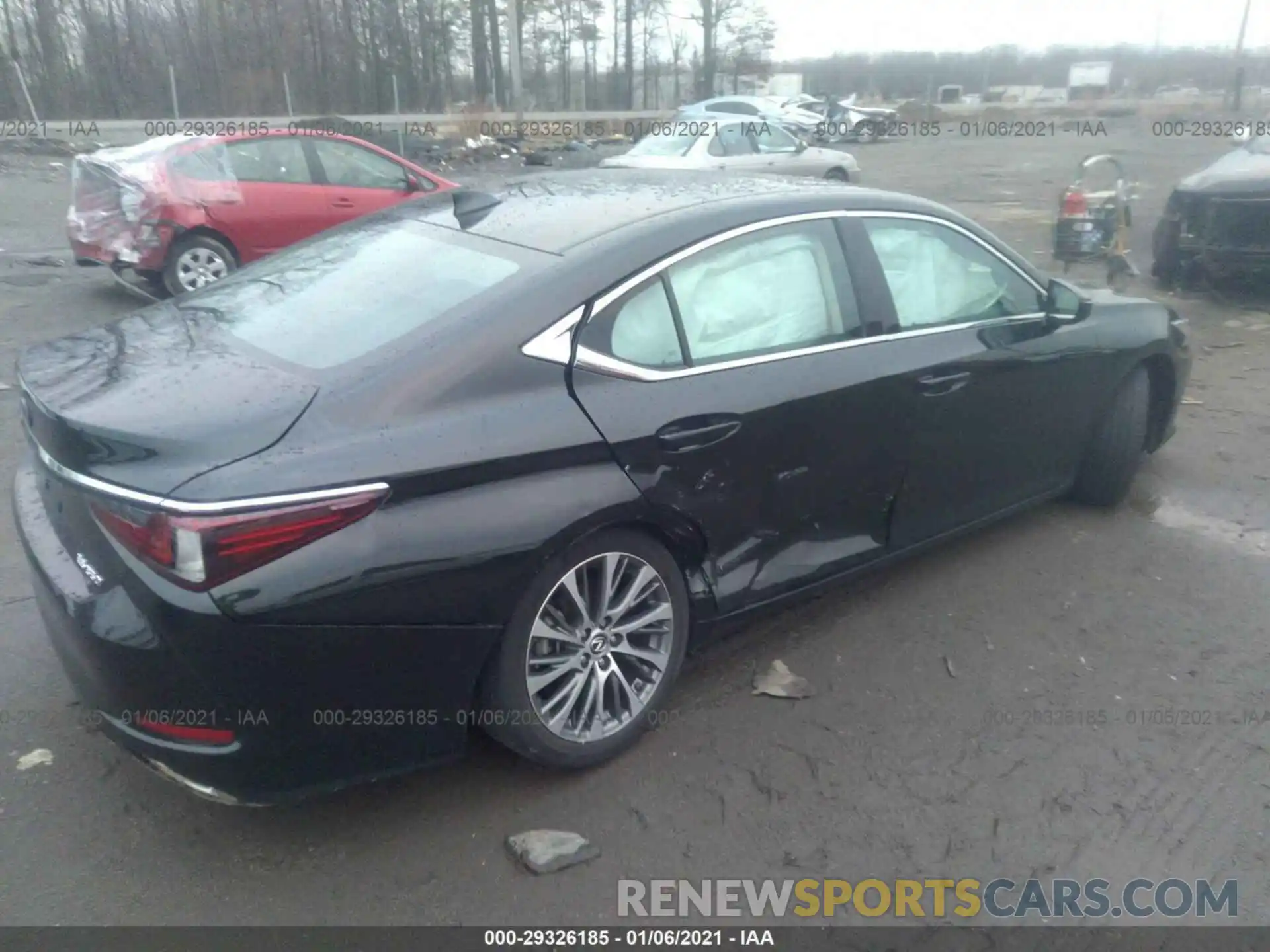 4 Photograph of a damaged car 58ABZ1B19KU034058 LEXUS ES 2019