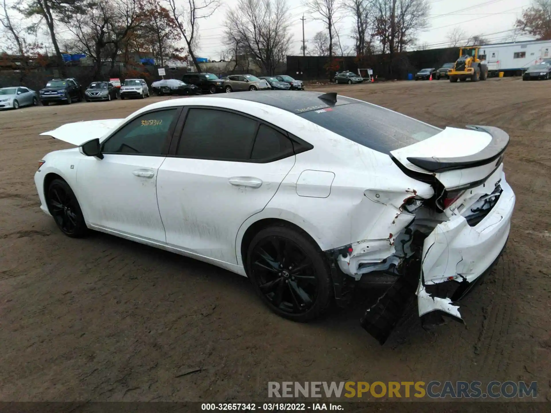 3 Photograph of a damaged car 58ABZ1B19KU036683 LEXUS ES 2019