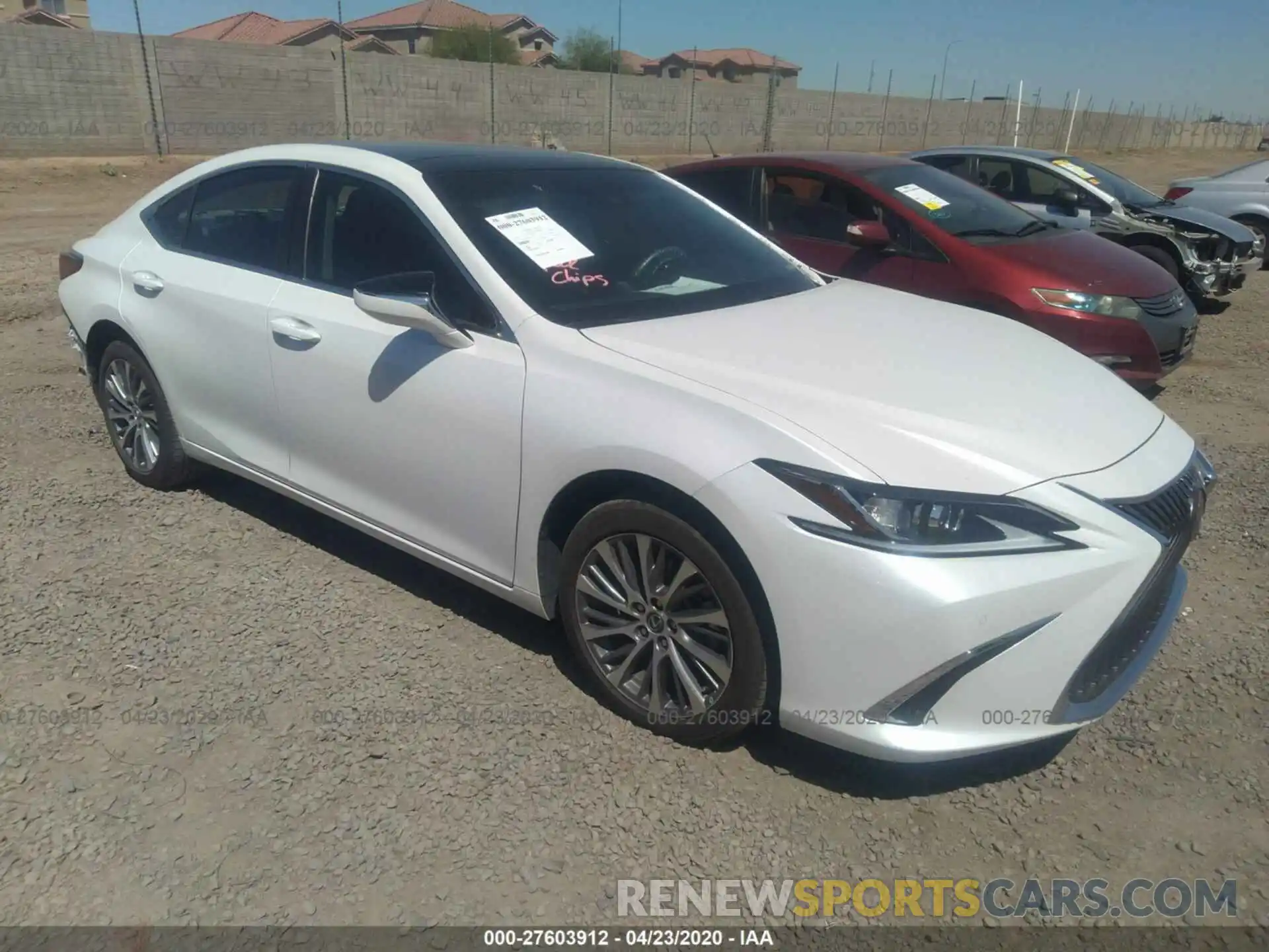 1 Photograph of a damaged car 58ABZ1B19KU038174 LEXUS ES 2019