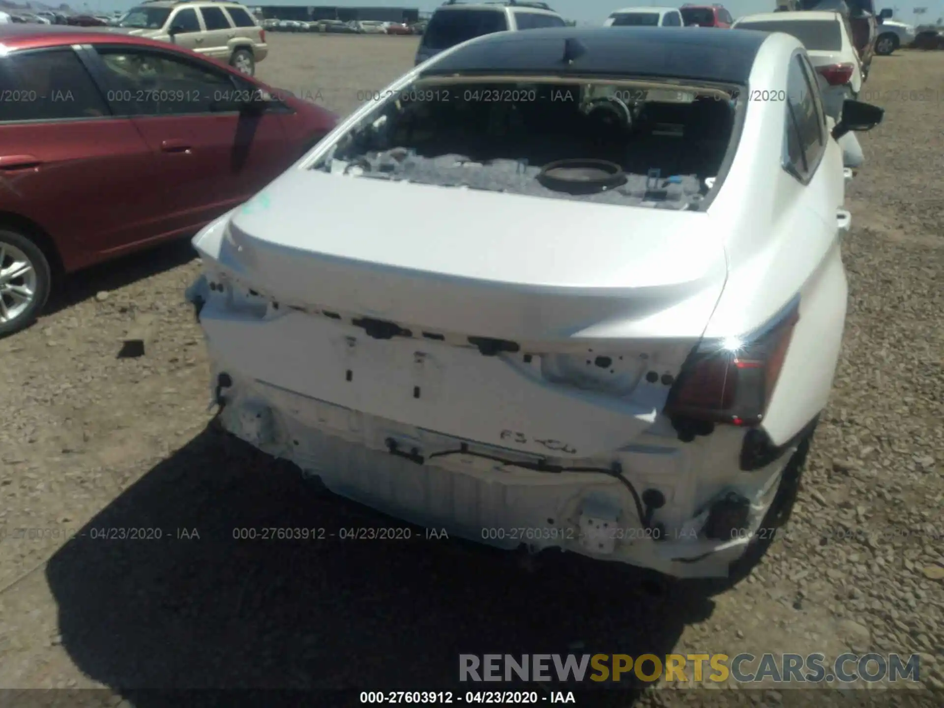 6 Photograph of a damaged car 58ABZ1B19KU038174 LEXUS ES 2019