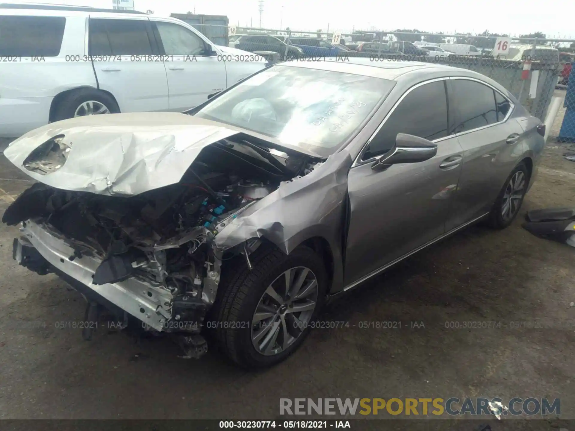 2 Photograph of a damaged car 58ABZ1B19KU044380 LEXUS ES 2019