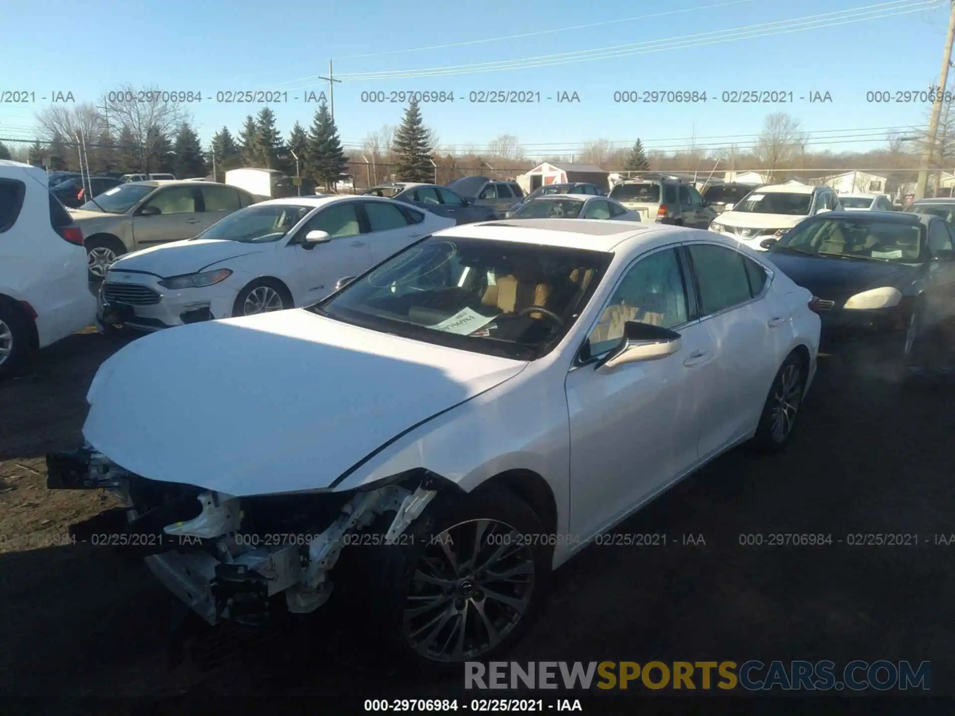 2 Photograph of a damaged car 58ABZ1B1XKU013137 LEXUS ES 2019