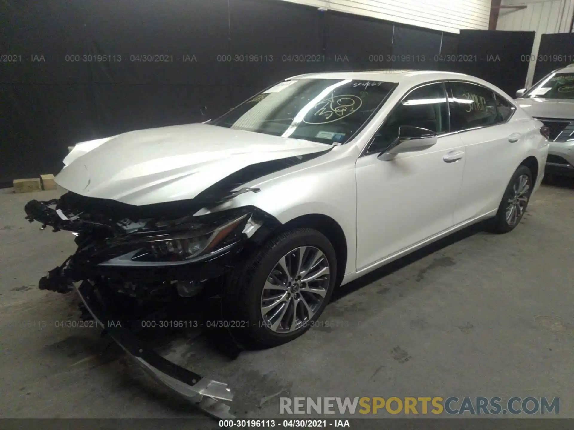 2 Photograph of a damaged car 58ABZ1B1XKU028656 LEXUS ES 2019