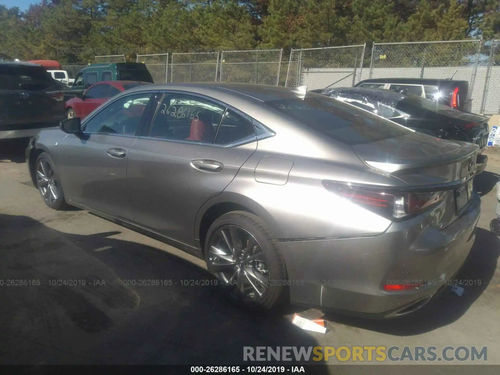 3 Photograph of a damaged car 58ABZ1B1XKU032819 LEXUS ES 2019