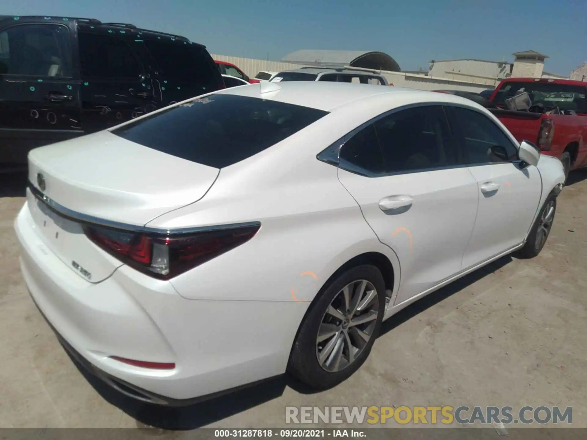 4 Фотография поврежденного автомобиля 58ABZ1B1XKU034991 LEXUS ES 2019