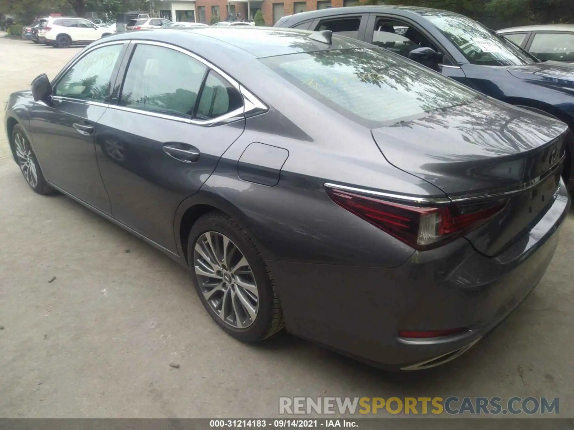 3 Photograph of a damaged car 58ABZ1B1XKU035039 LEXUS ES 2019