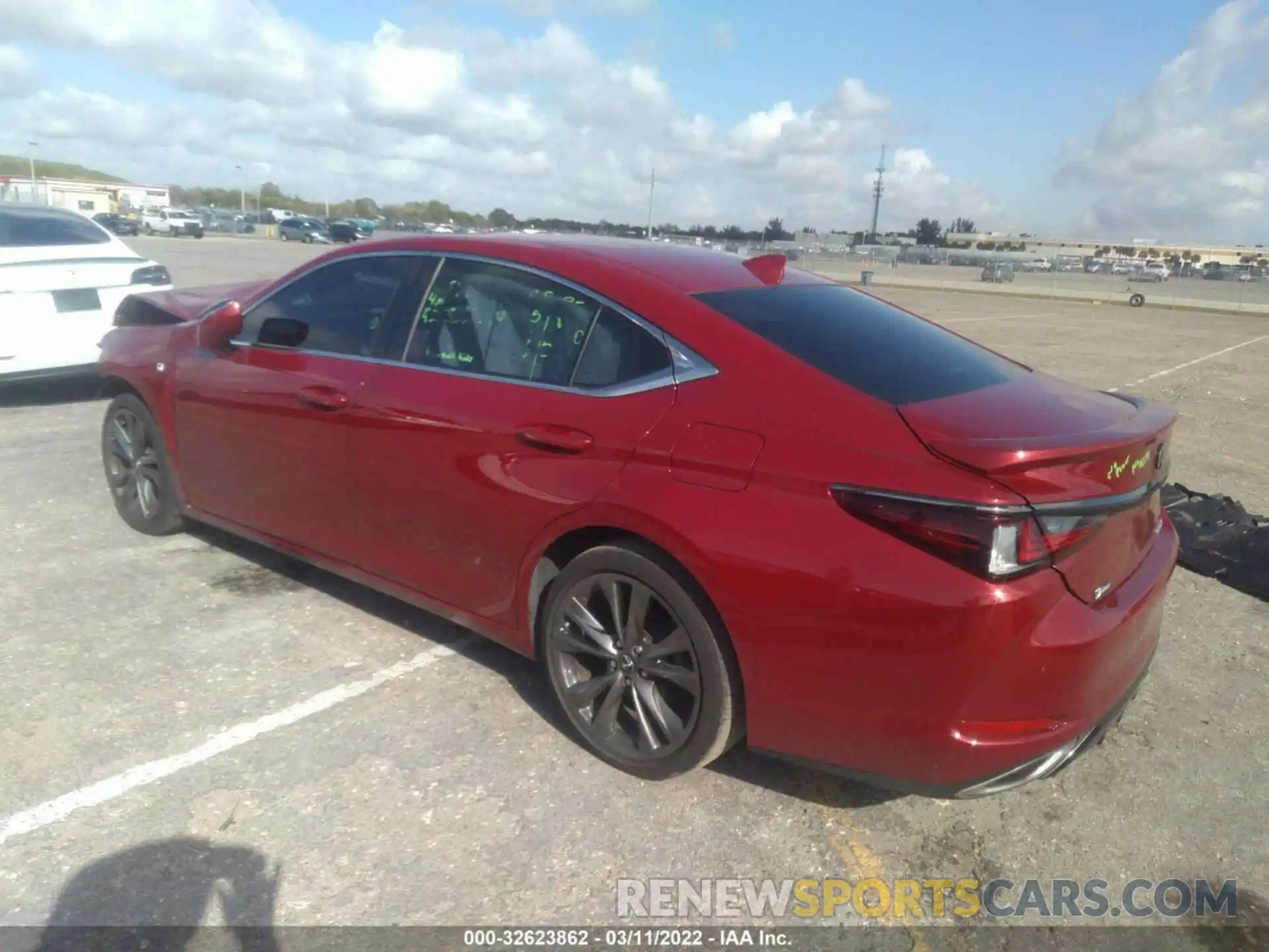 3 Photograph of a damaged car 58ABZ1B1XKU038992 LEXUS ES 2019