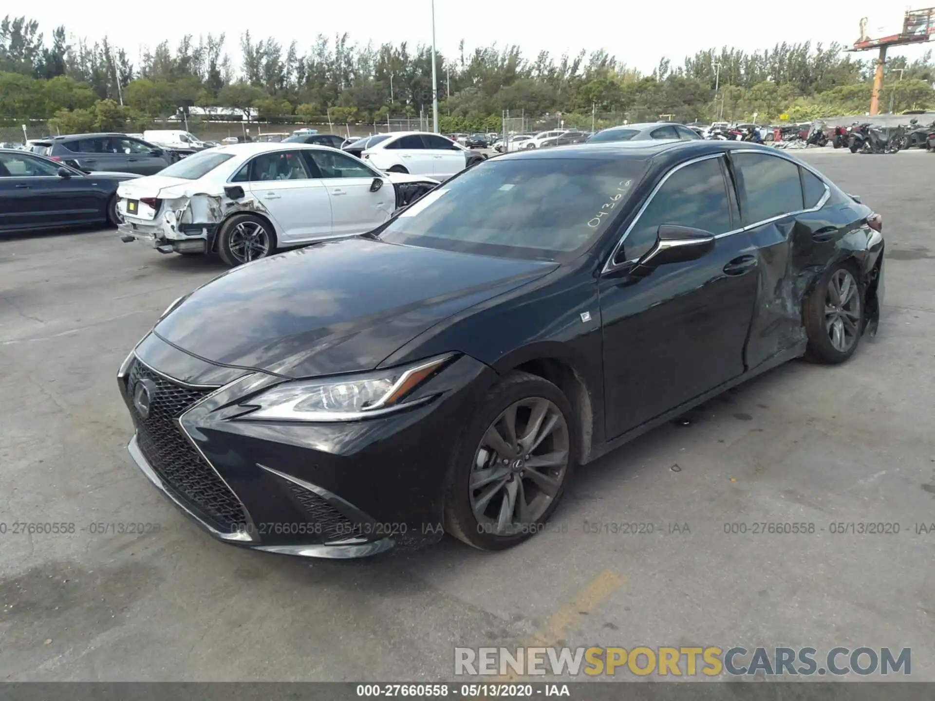 2 Фотография поврежденного автомобиля 58ABZ1B1XKU043612 LEXUS ES 2019