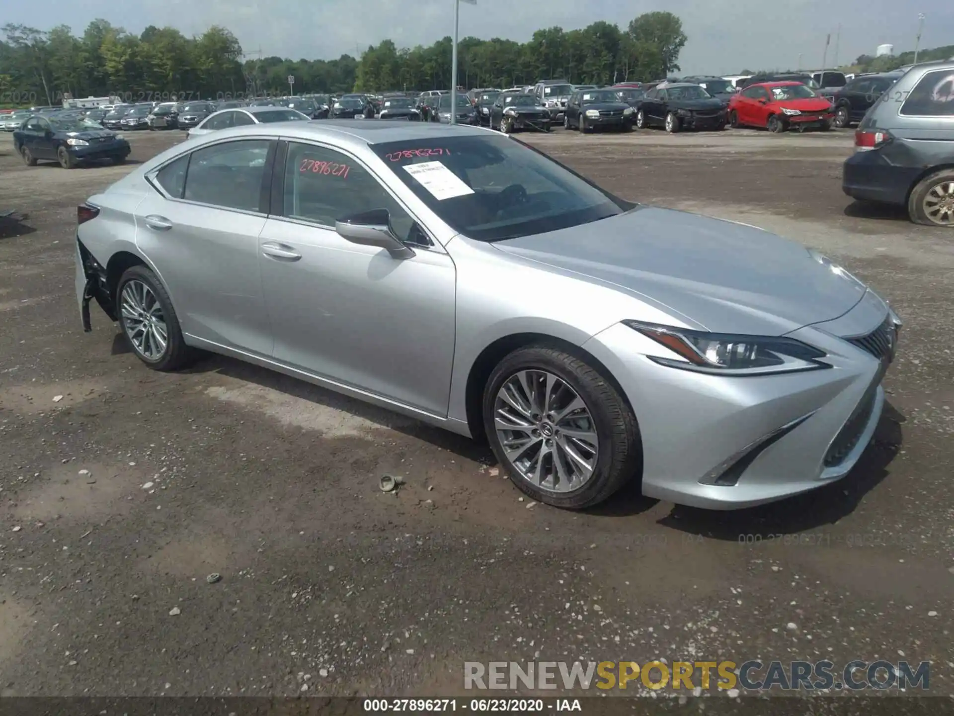 1 Photograph of a damaged car 58ABZ1B1XKU043660 LEXUS ES 2019