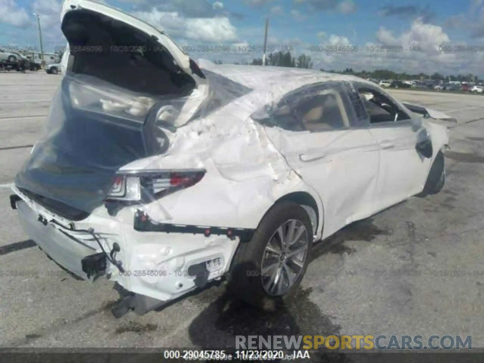 4 Photograph of a damaged car 58ABZ1B1XKU046915 LEXUS ES 2019