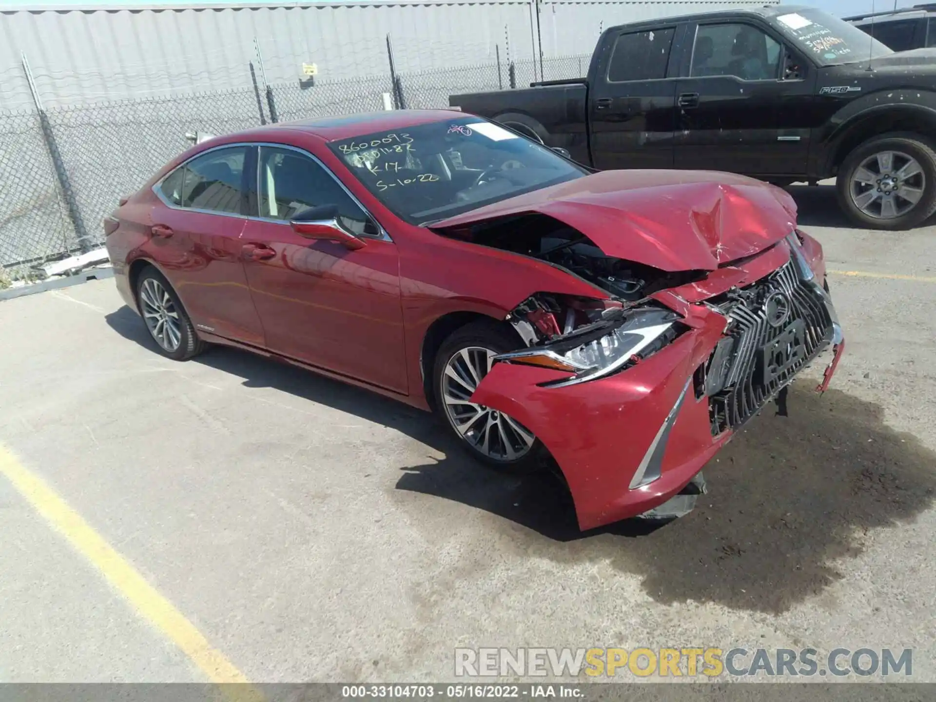 1 Photograph of a damaged car JTHB21B10K2002626 LEXUS ES 2019