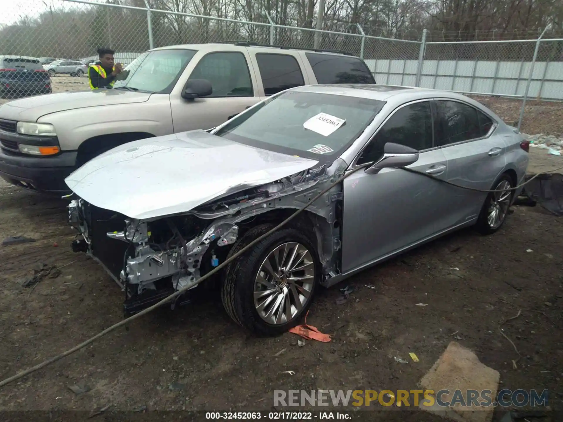 2 Photograph of a damaged car JTHB21B13K2044210 LEXUS ES 2019