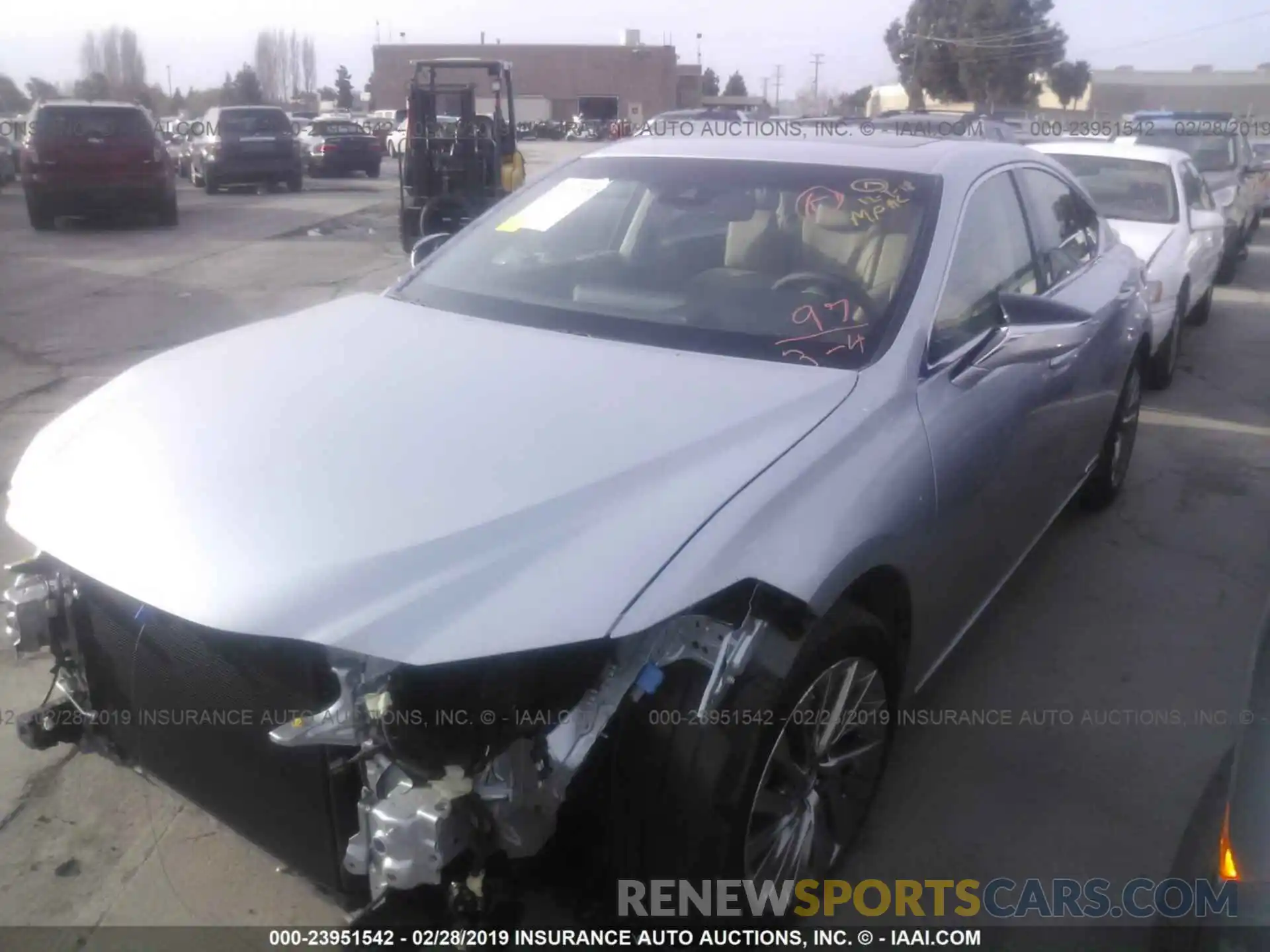 2 Photograph of a damaged car JTHB21B14K2000894 LEXUS ES 2019