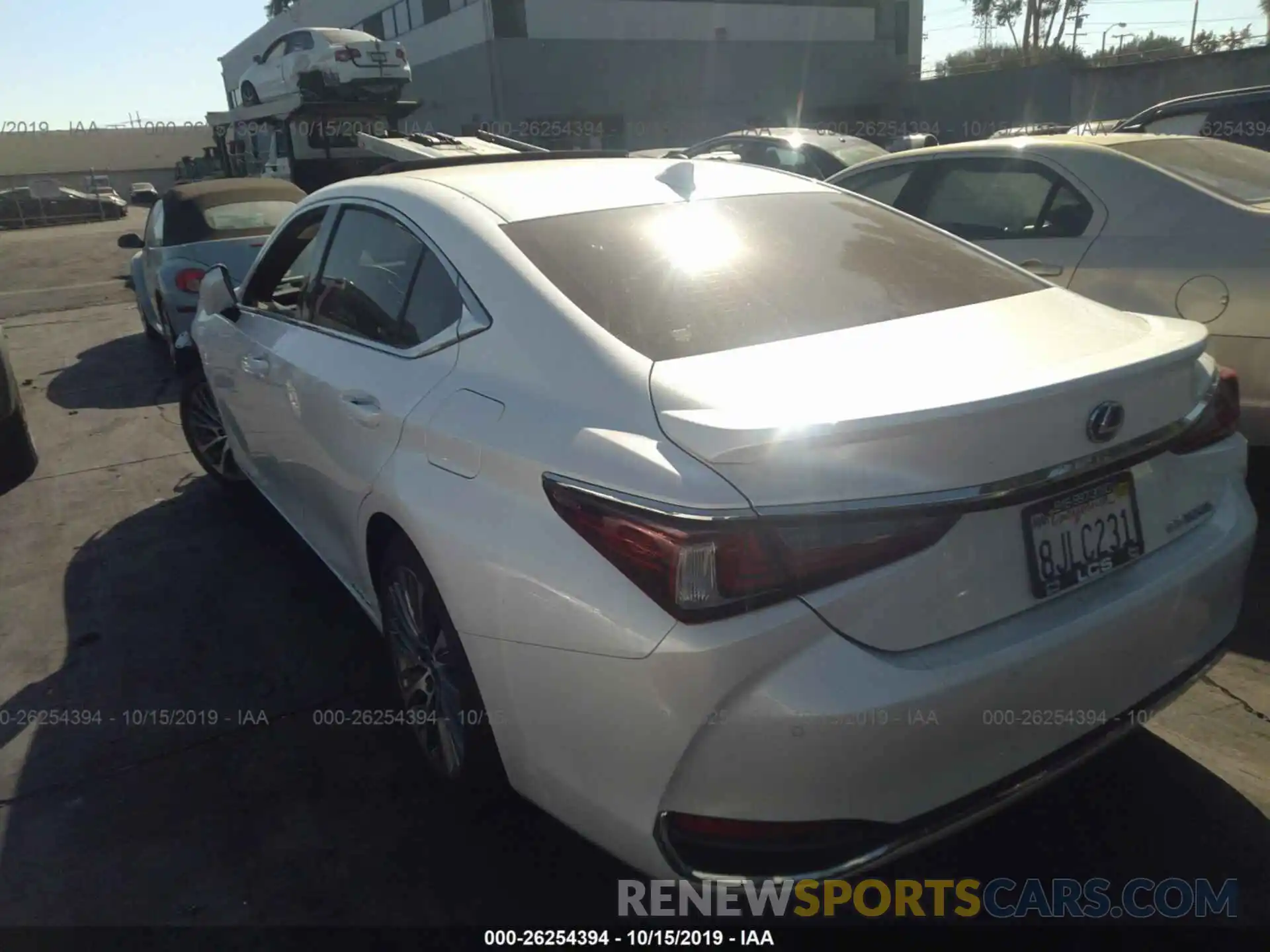 3 Photograph of a damaged car JTHB21B14K2030395 LEXUS ES 2019