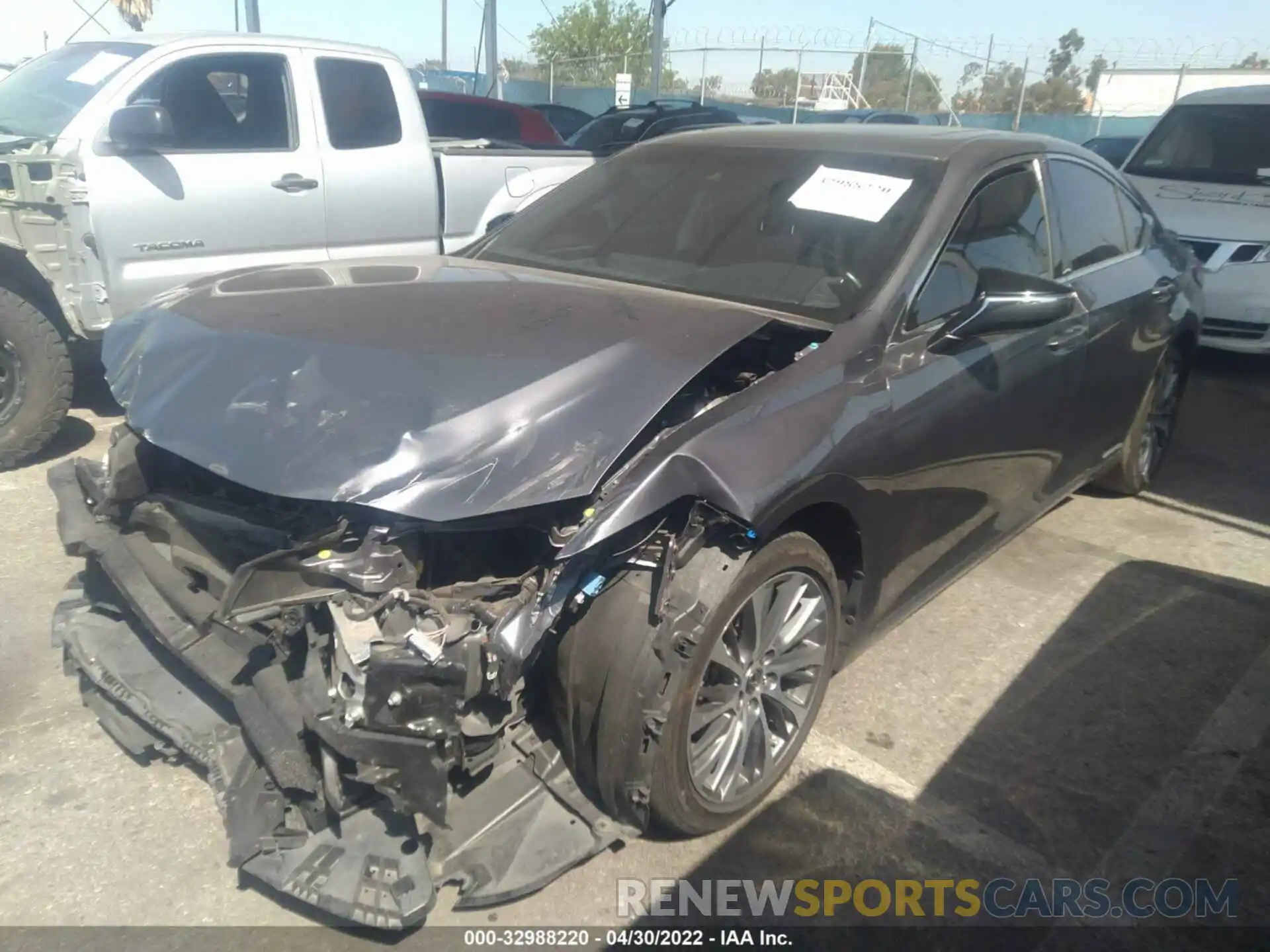 2 Photograph of a damaged car JTHB21B14K2035645 LEXUS ES 2019