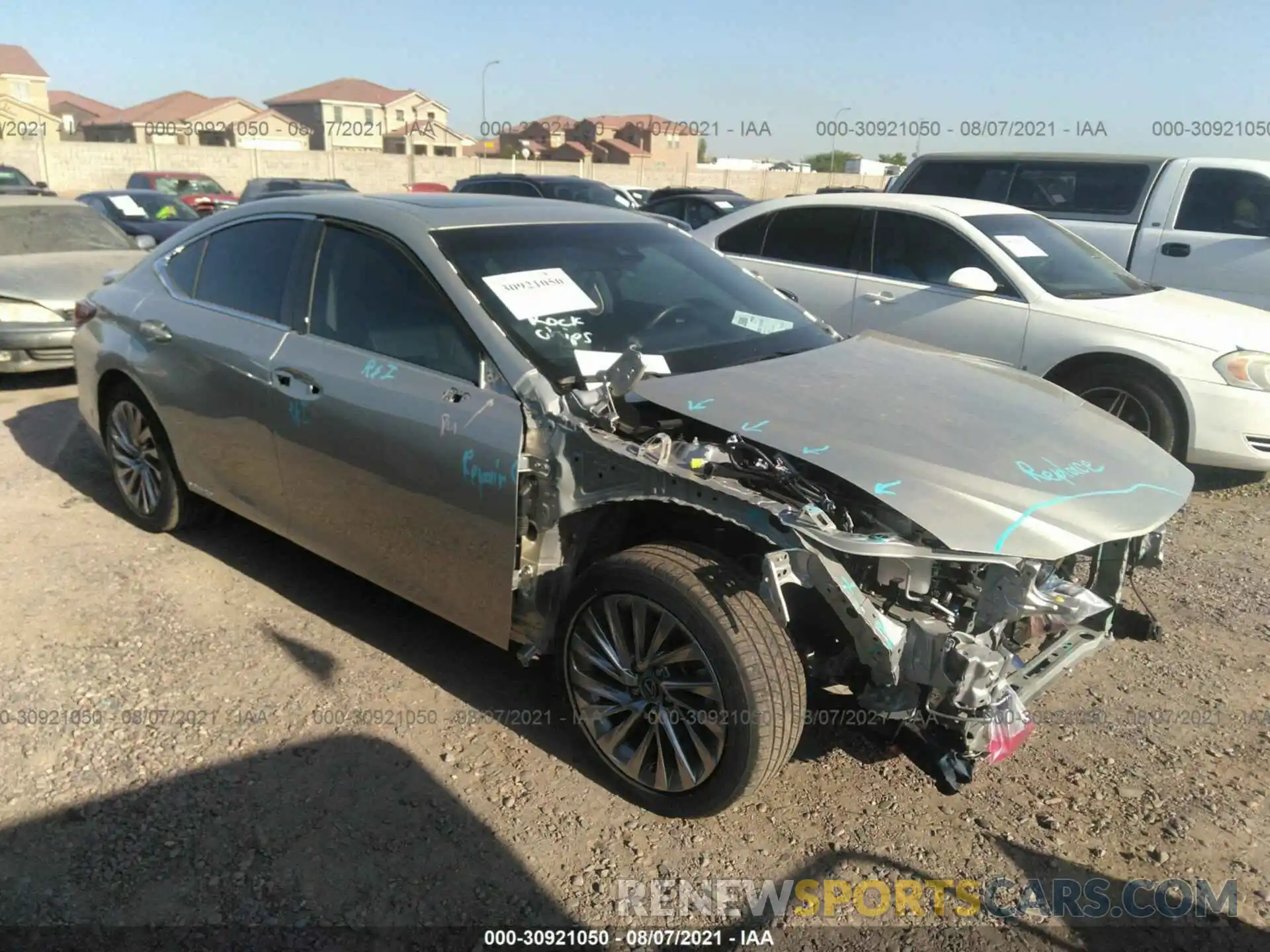 1 Photograph of a damaged car JTHB21B15K2000628 LEXUS ES 2019