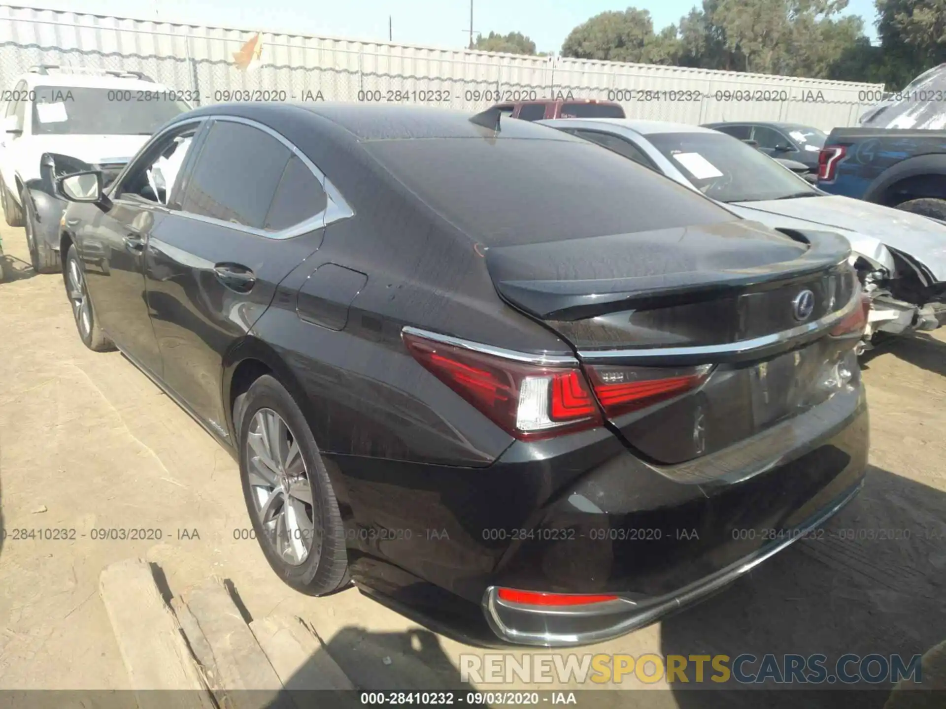 3 Photograph of a damaged car JTHB21B15K2012360 LEXUS ES 2019