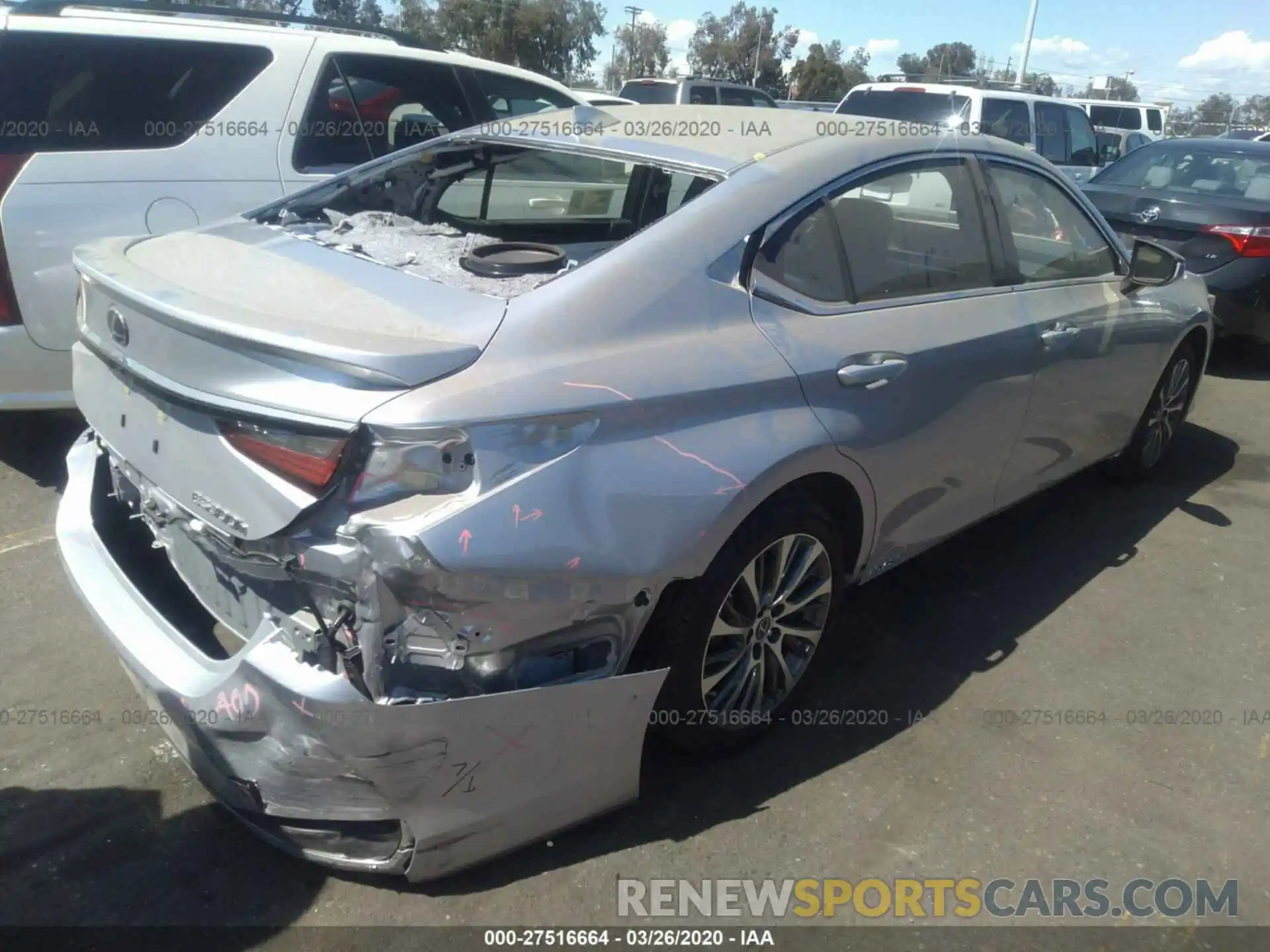 4 Photograph of a damaged car JTHB21B16K2033573 LEXUS ES 2019