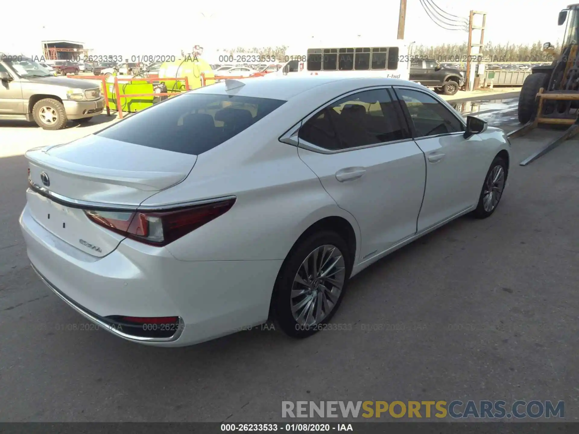 4 Photograph of a damaged car JTHB21B17K2003952 LEXUS ES 2019