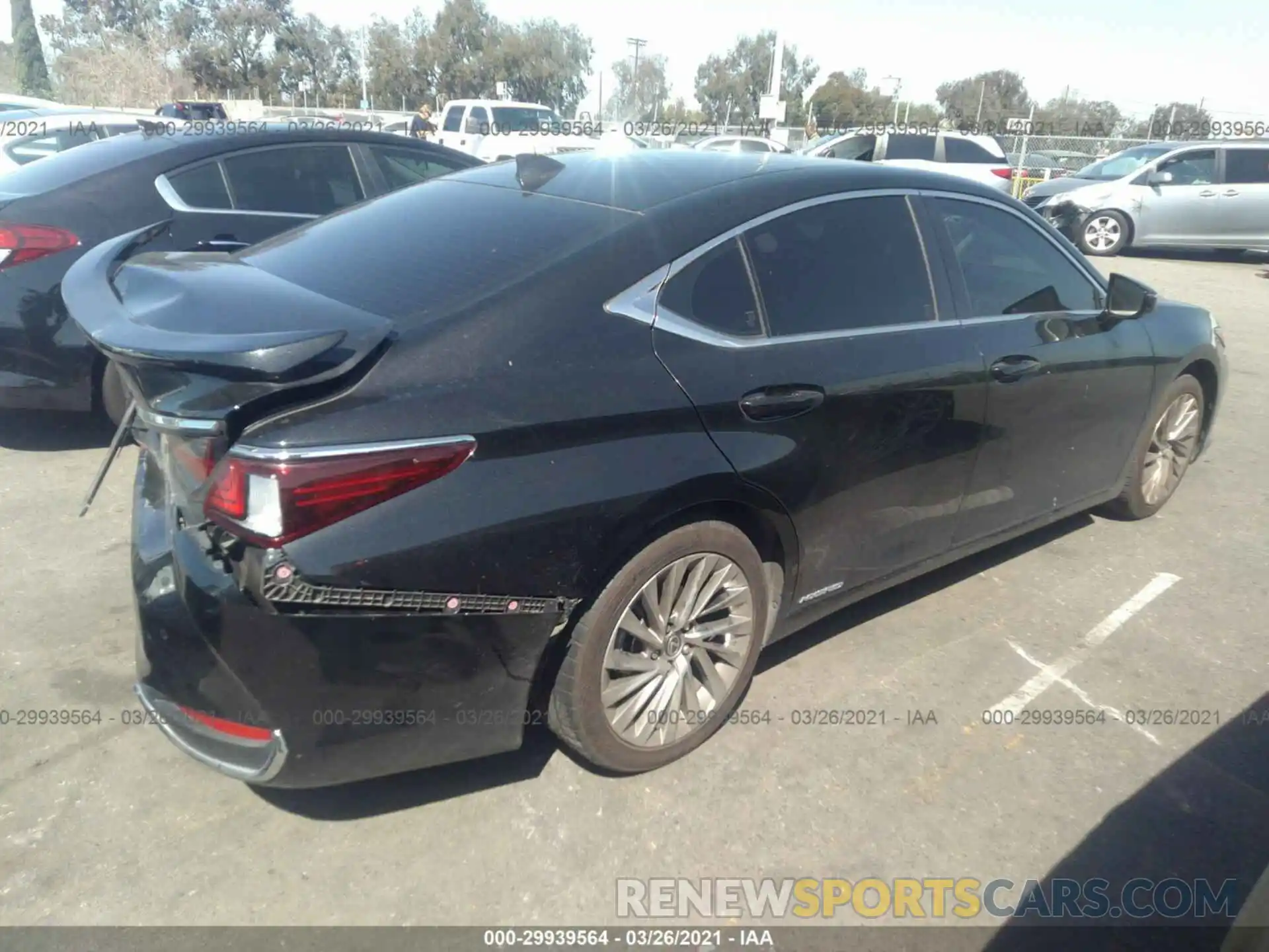 4 Photograph of a damaged car JTHB21B17K2024610 LEXUS ES 2019