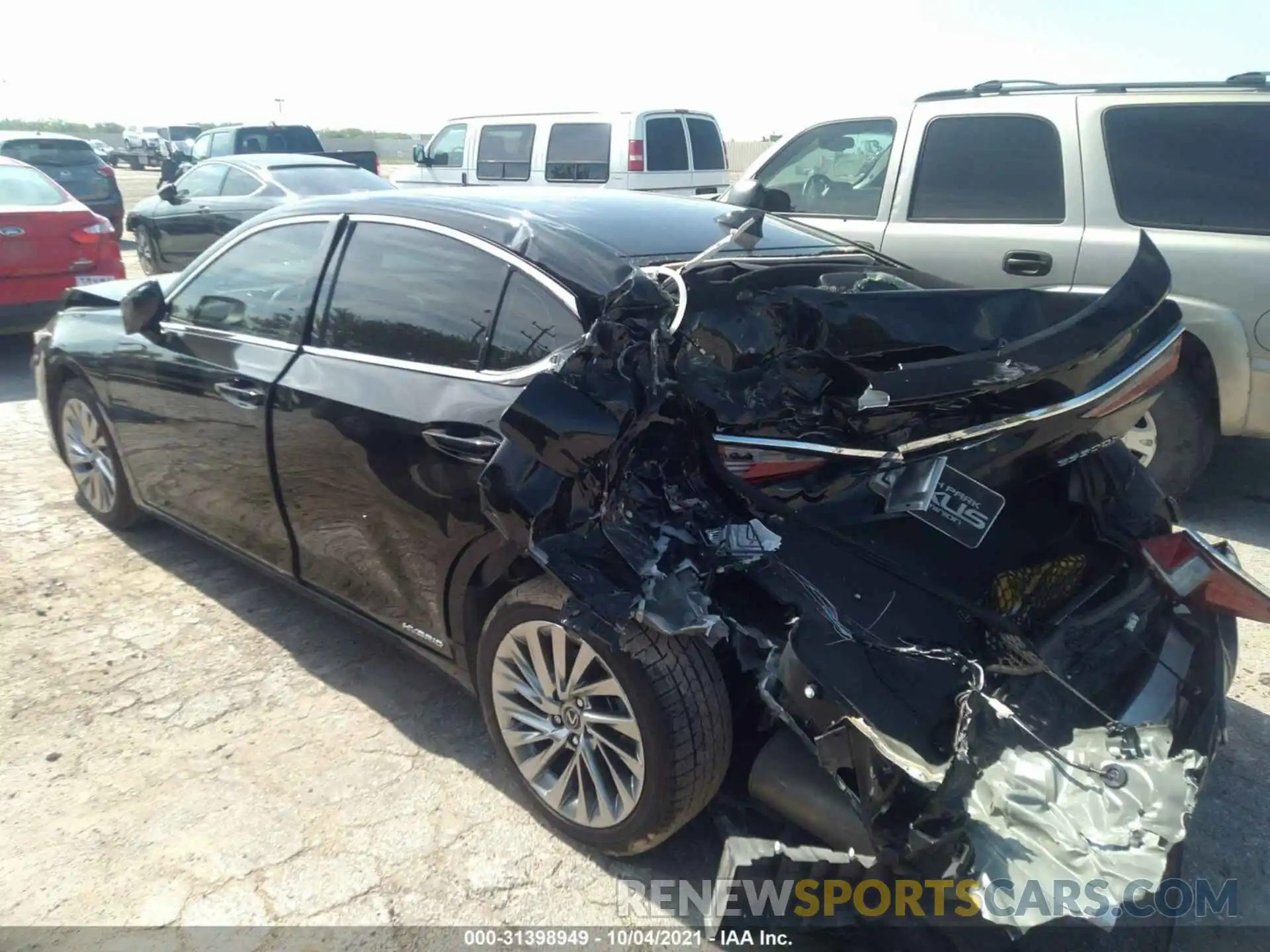 3 Photograph of a damaged car JTHB21B18K2006990 LEXUS ES 2019