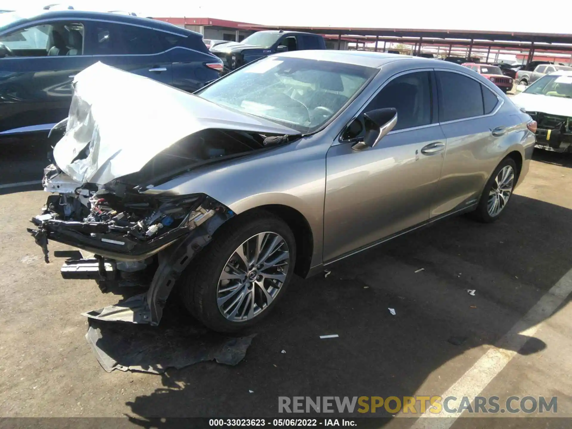 2 Photograph of a damaged car JTHB21B18K2032554 LEXUS ES 2019