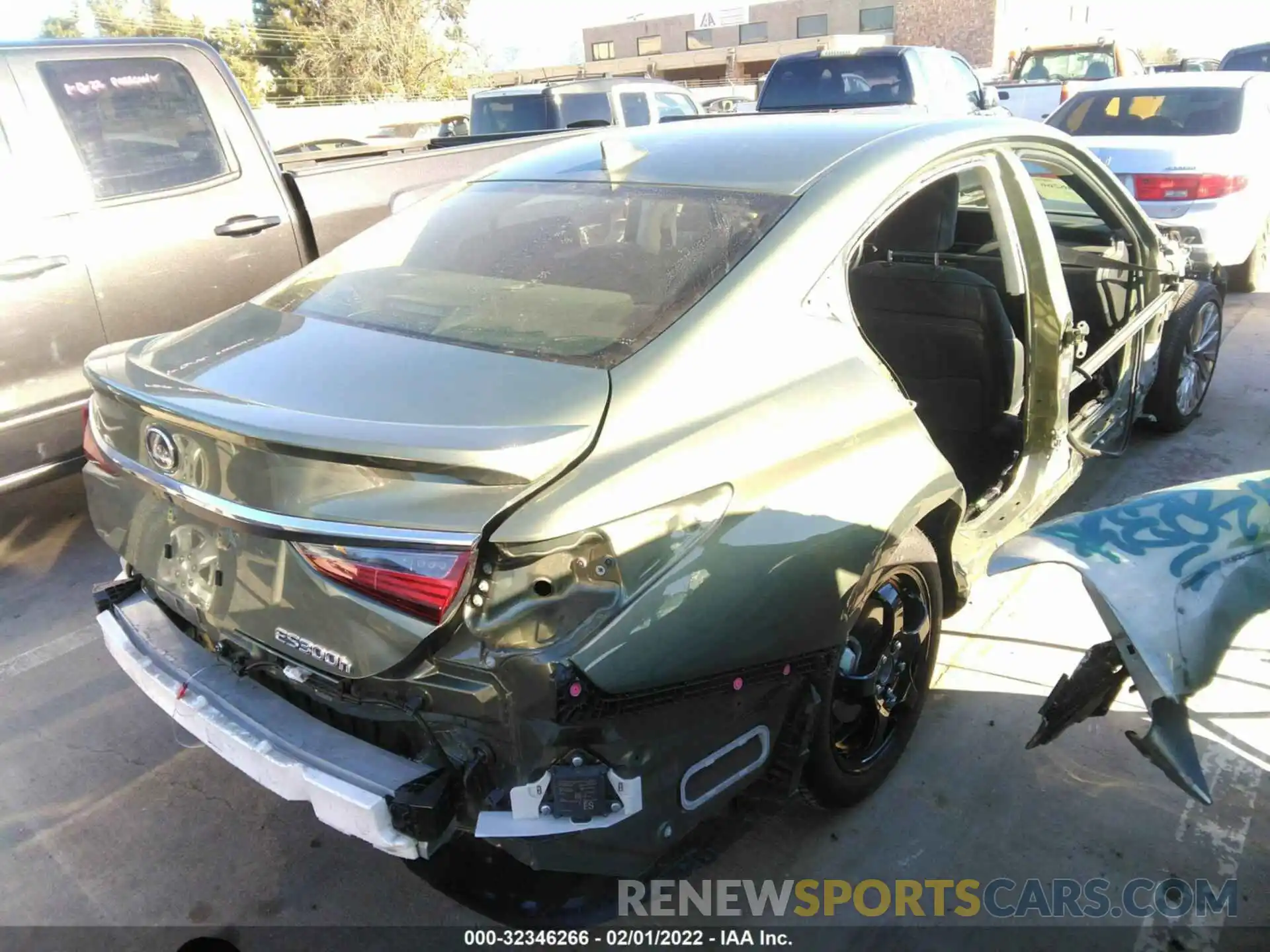 4 Photograph of a damaged car JTHB21B19K2022714 LEXUS ES 2019