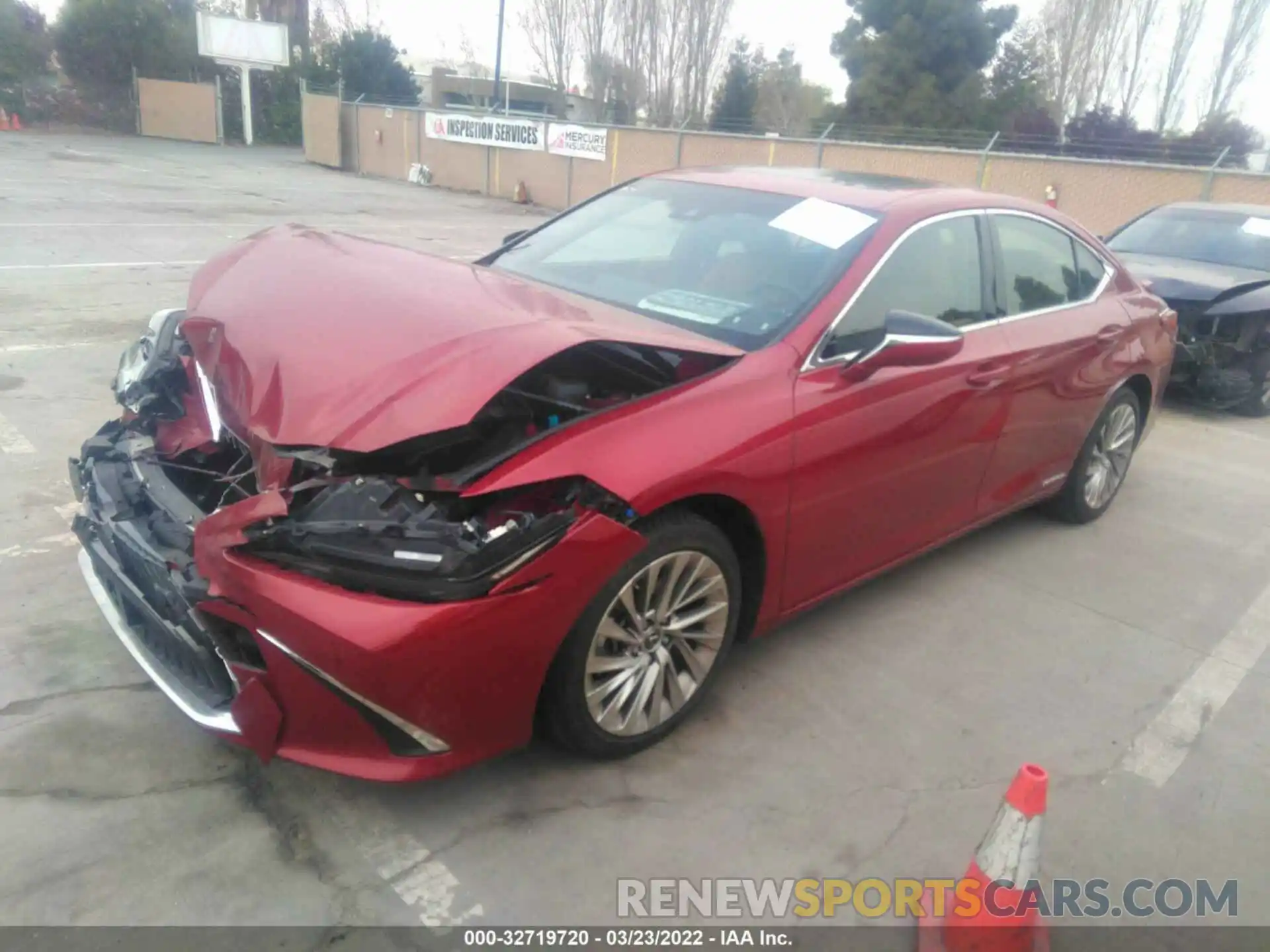 2 Photograph of a damaged car JTHB21B19K2025757 LEXUS ES 2019