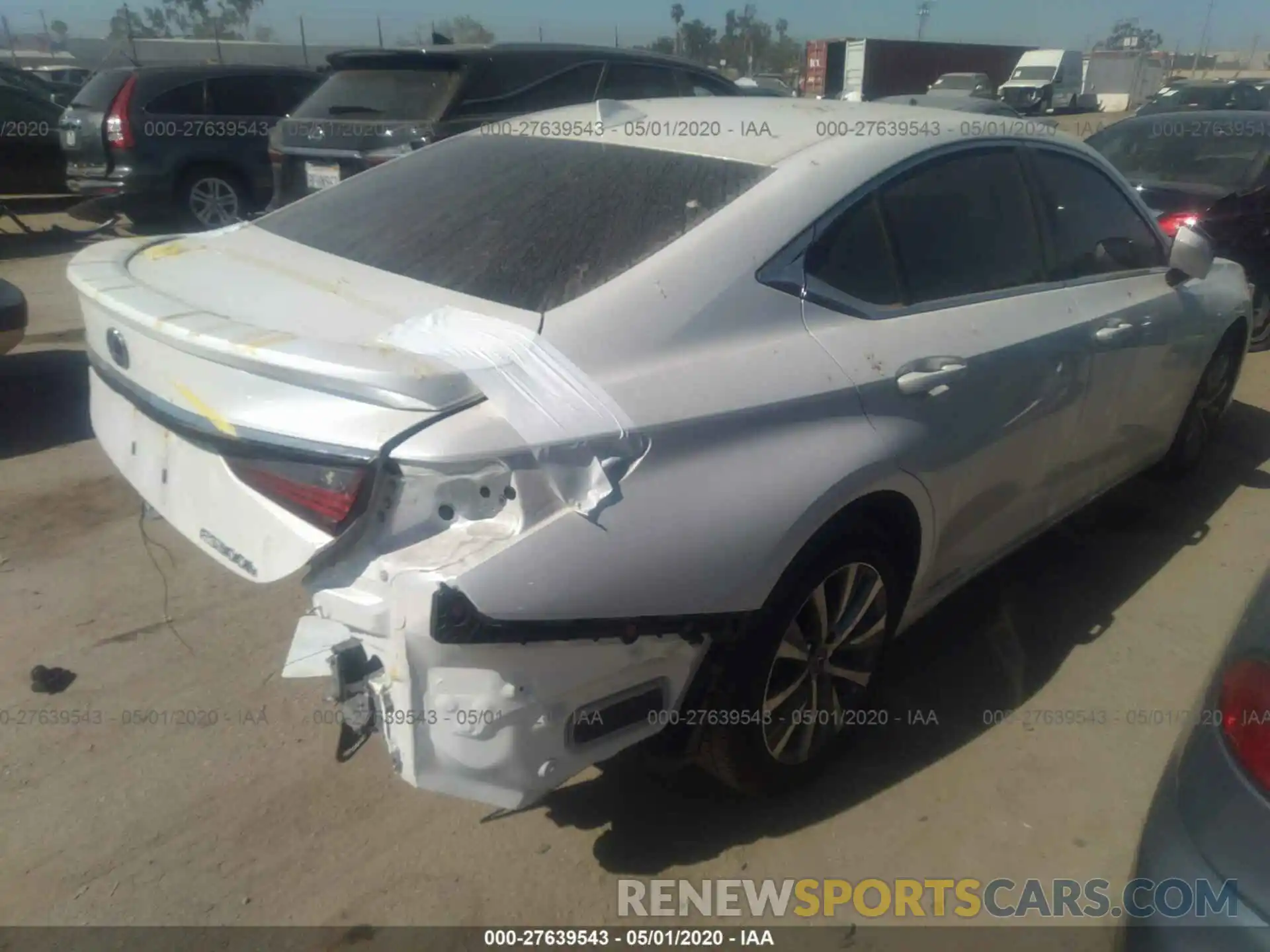 4 Photograph of a damaged car JTHB21B19K2039299 LEXUS ES 2019