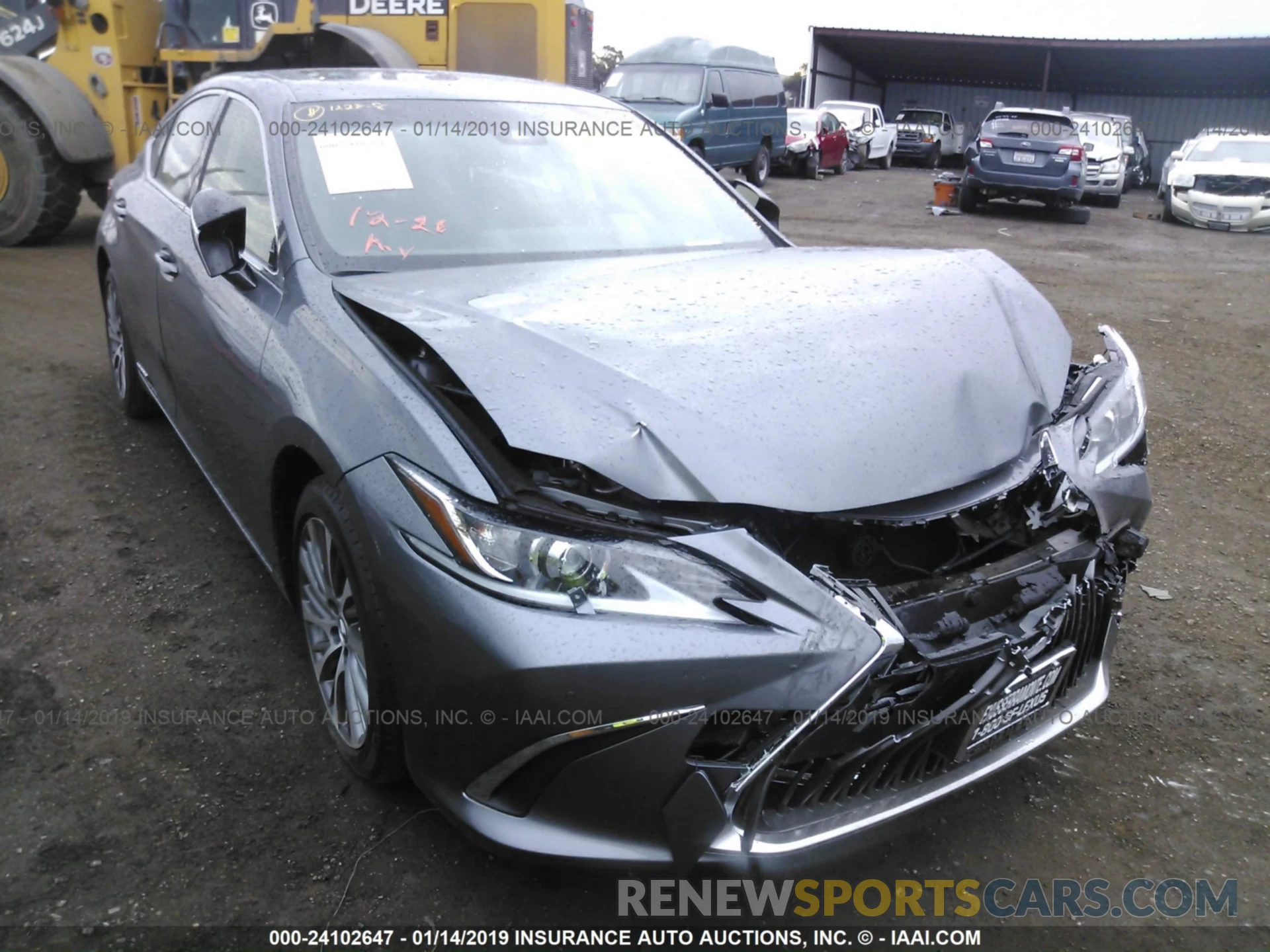 1 Photograph of a damaged car JTHB21B1XK2001810 LEXUS ES 2019