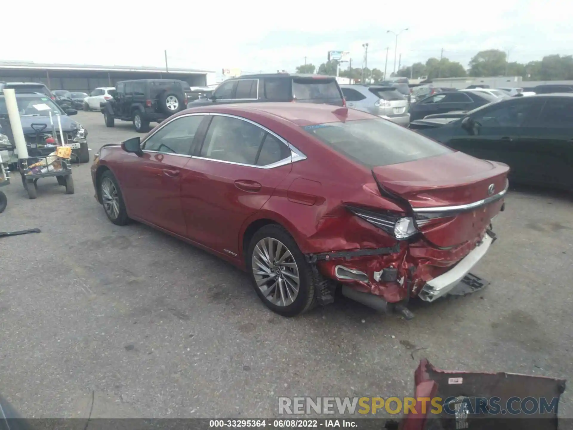 3 Photograph of a damaged car JTHB21B1XK2019577 LEXUS ES 2019