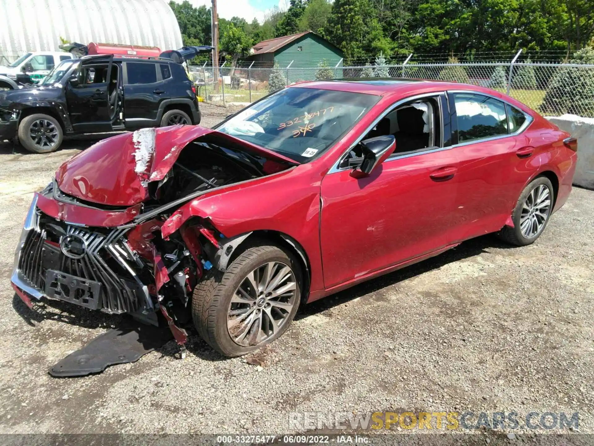 2 Photograph of a damaged car JTHBZ1B10K2001925 LEXUS ES 2019