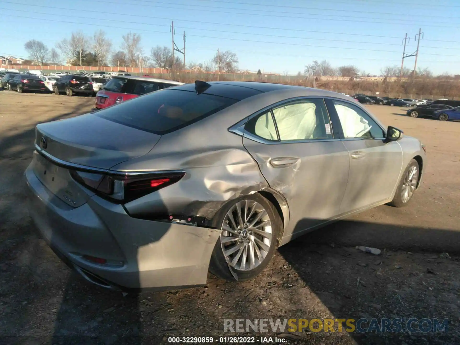 4 Photograph of a damaged car JTHBZ1B10K2002332 LEXUS ES 2019