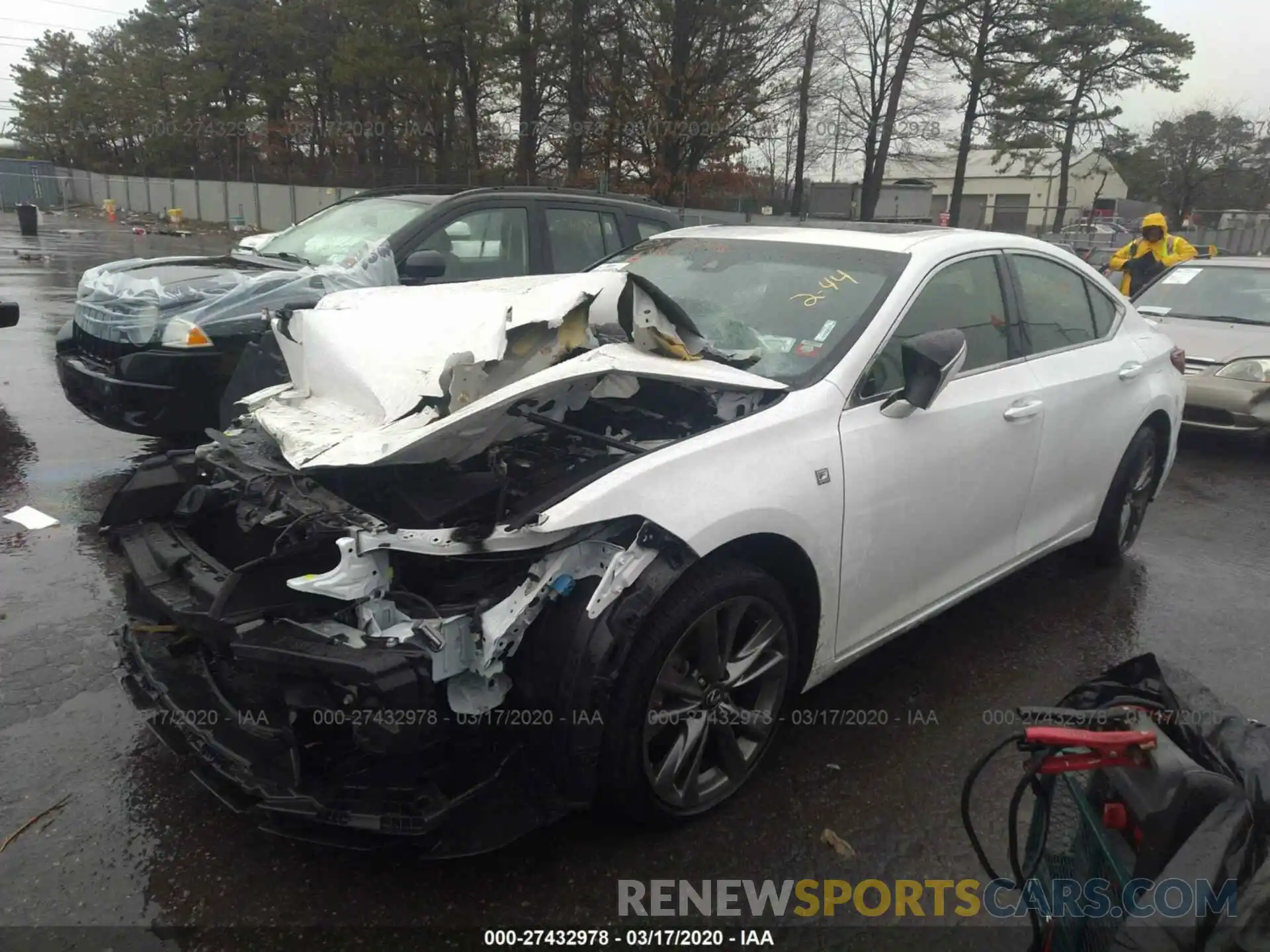 2 Photograph of a damaged car JTHBZ1B10K2004808 LEXUS ES 2019