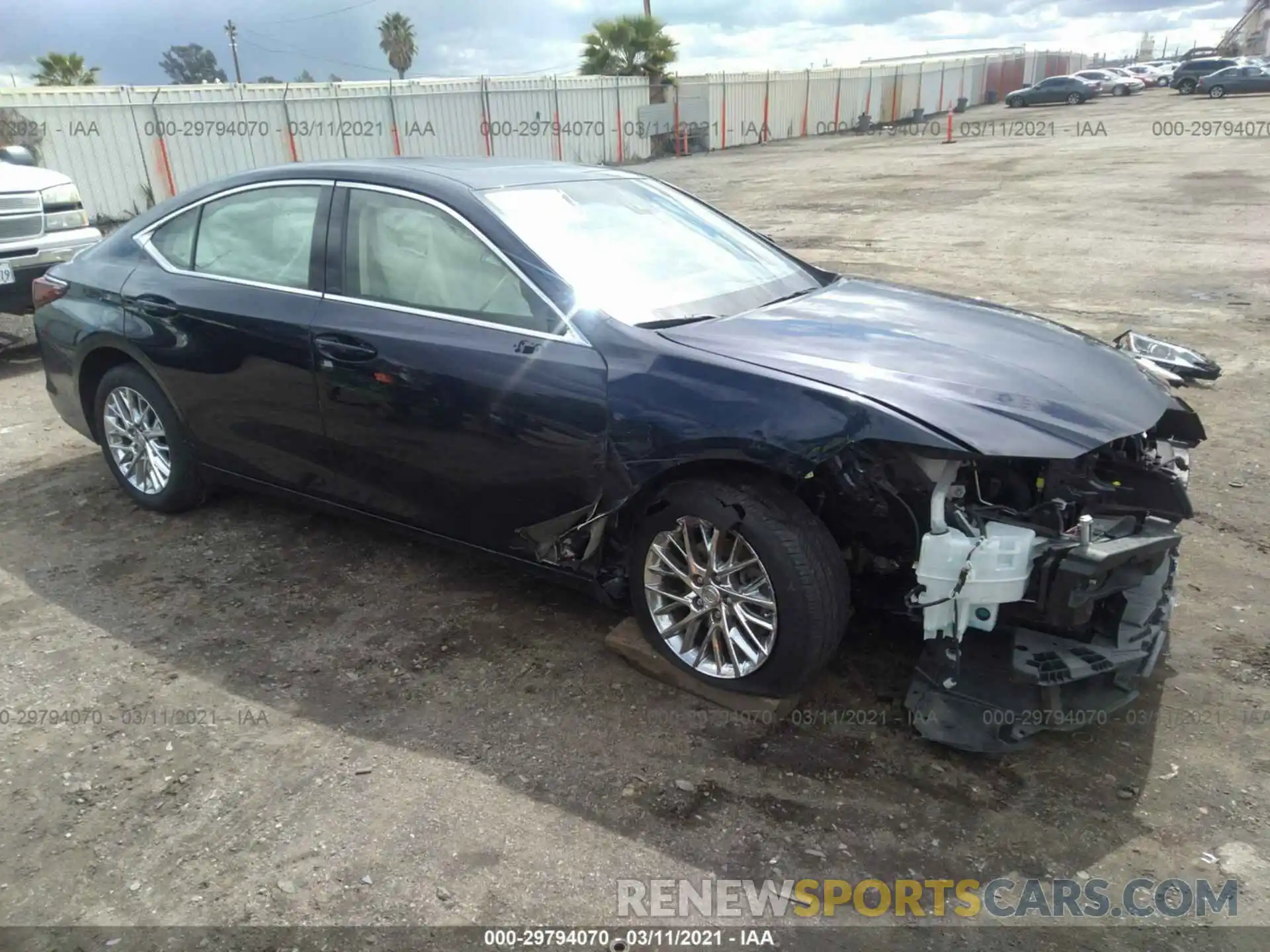 1 Photograph of a damaged car JTHBZ1B13K2000333 LEXUS ES 2019