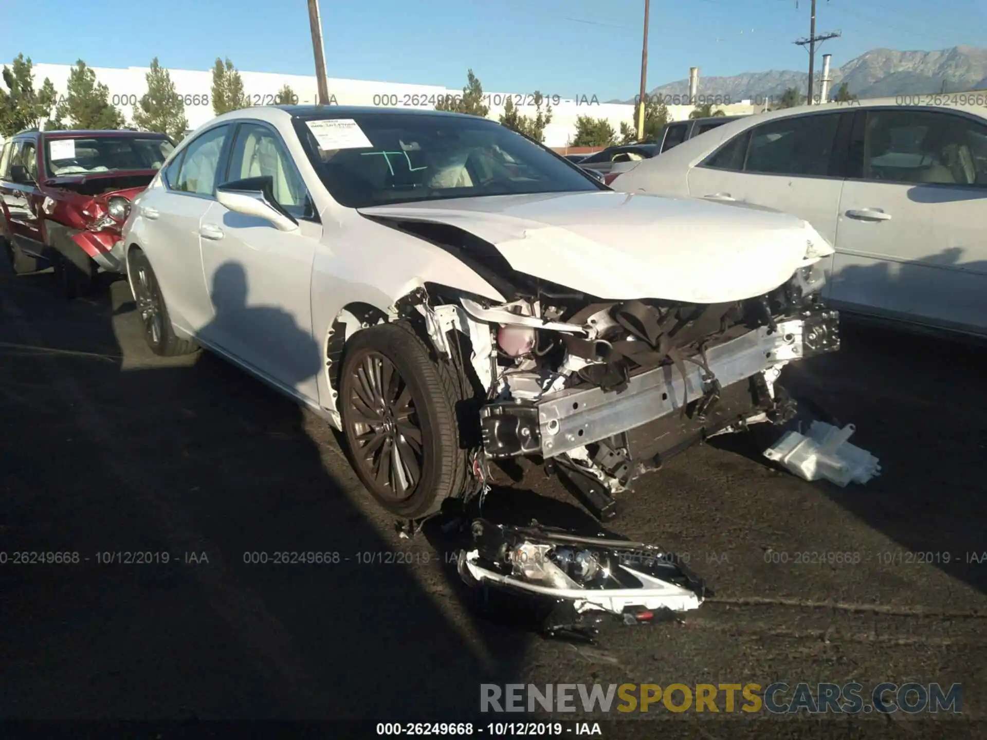 1 Photograph of a damaged car JTHBZ1B18K2002062 LEXUS ES 2019