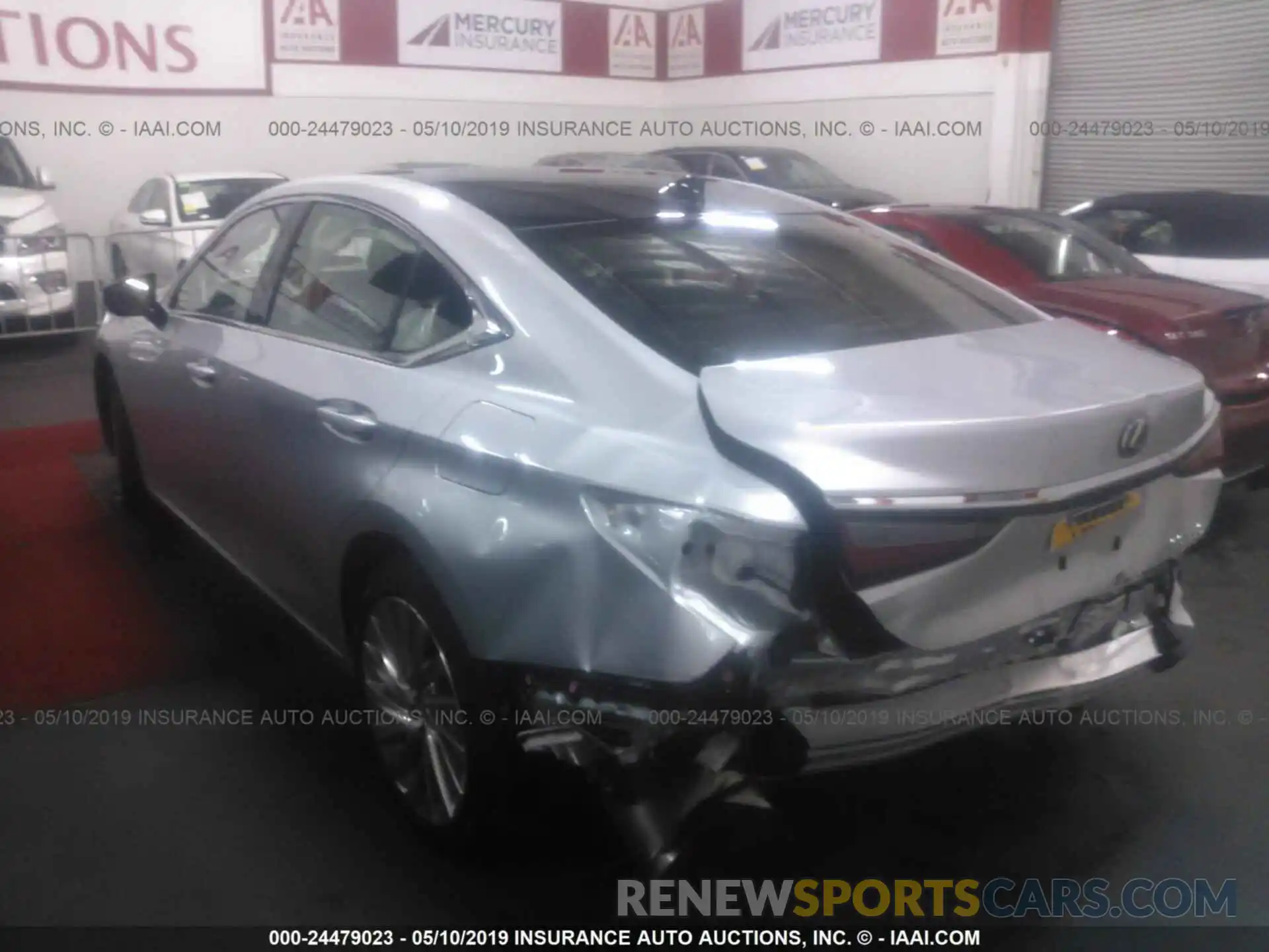 3 Photograph of a damaged car JTHBZ1B1XK2004413 LEXUS ES 2019