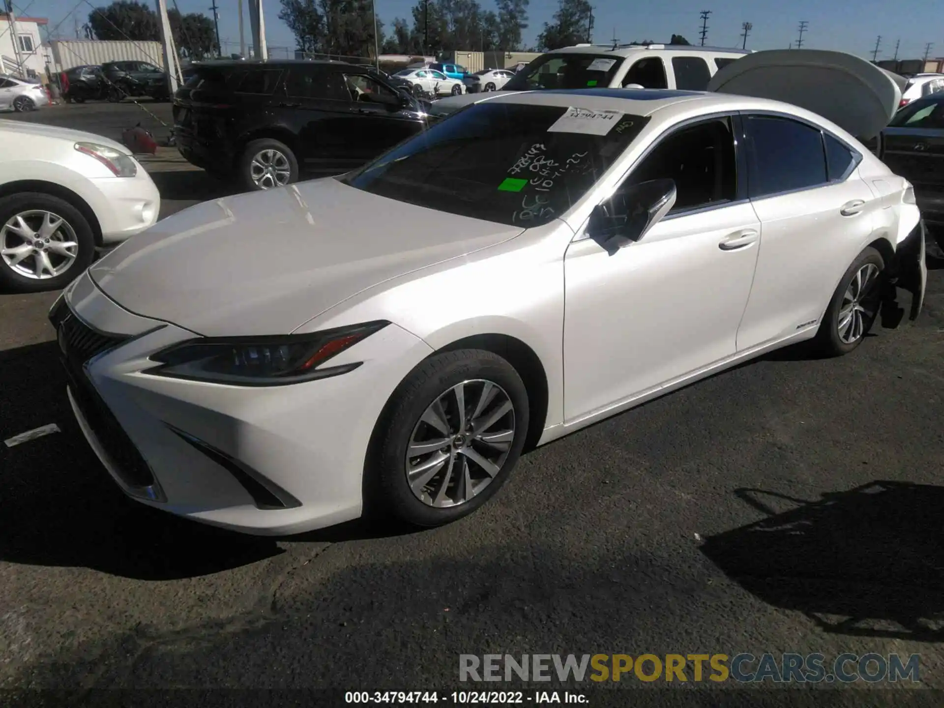 2 Photograph of a damaged car 58AC21B12LU010212 LEXUS ES 2020