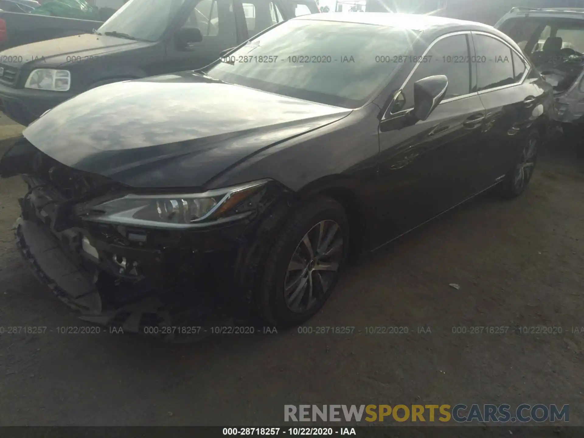 2 Photograph of a damaged car 58AC21B19LU008652 LEXUS ES 2020